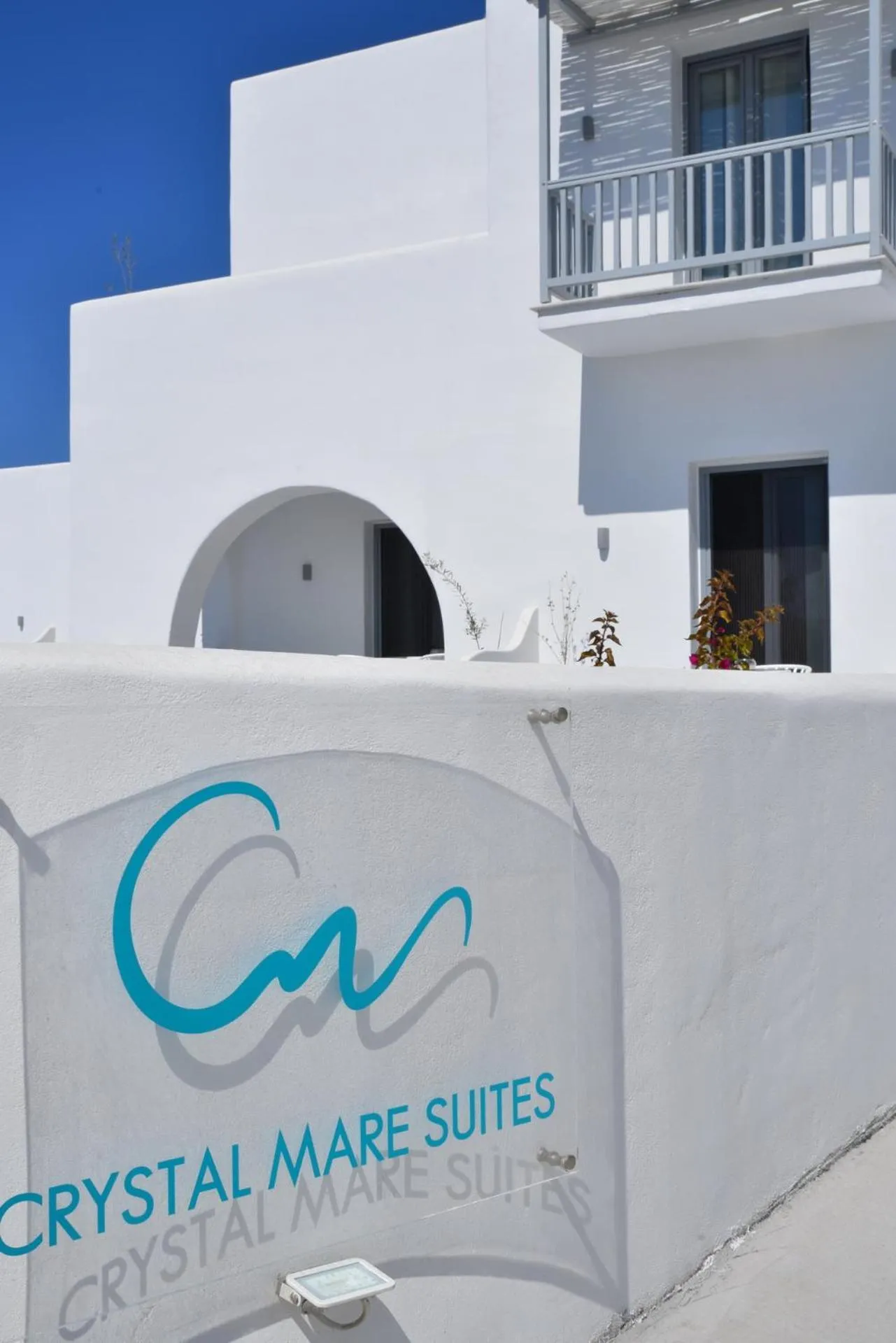 Crystal Mare Suites
