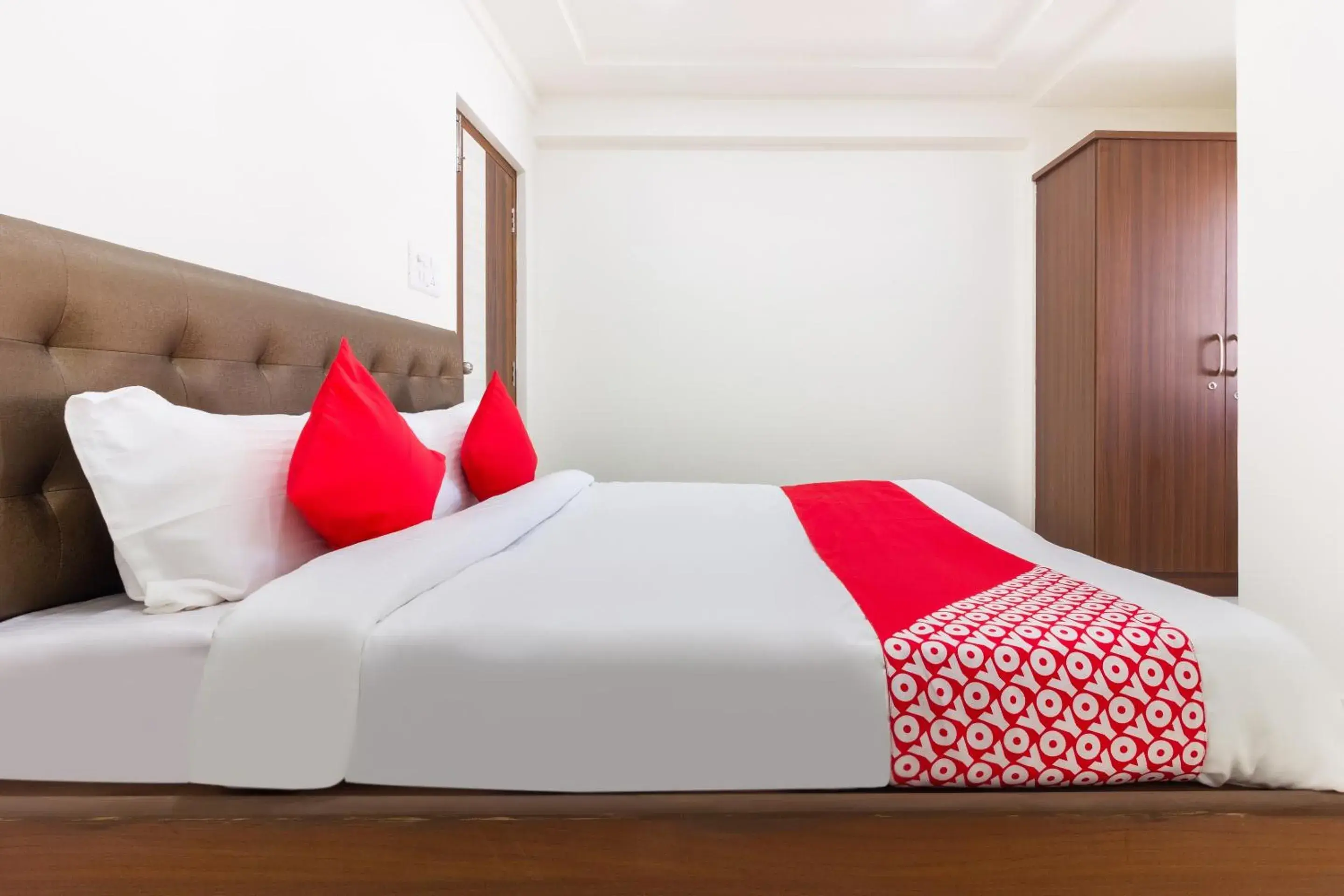 Bedroom, Bed in Hotel O Qualia Inn Kondapur Near Botanical Garden Bedroom, Bed in Hotel O Qualia Inn Kondapur Near Botanical Garden