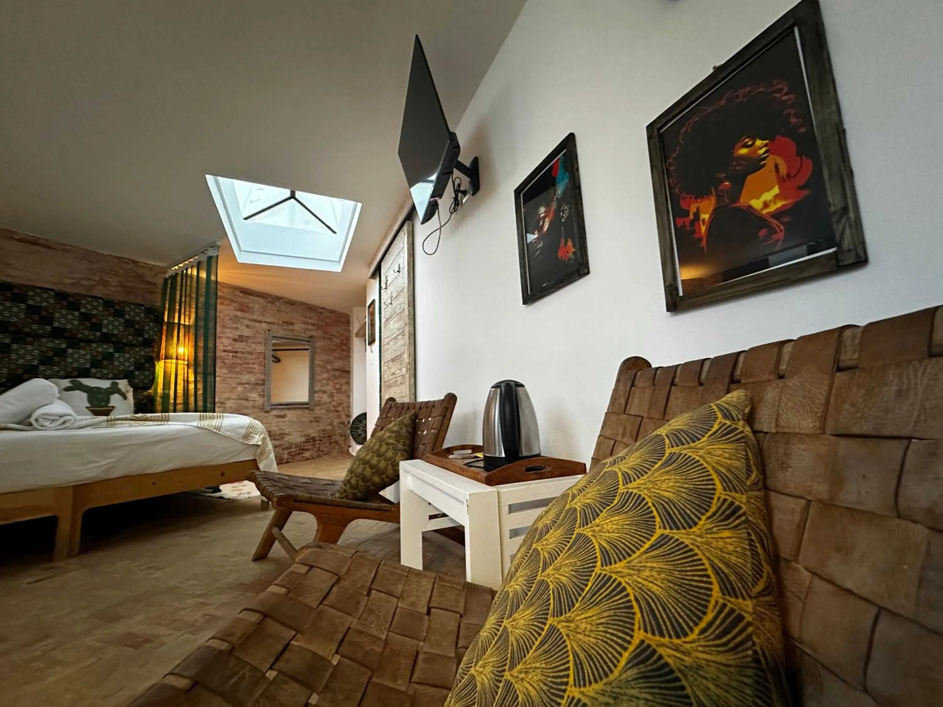 Bedroom, Bed in Mama Souiri Hotel