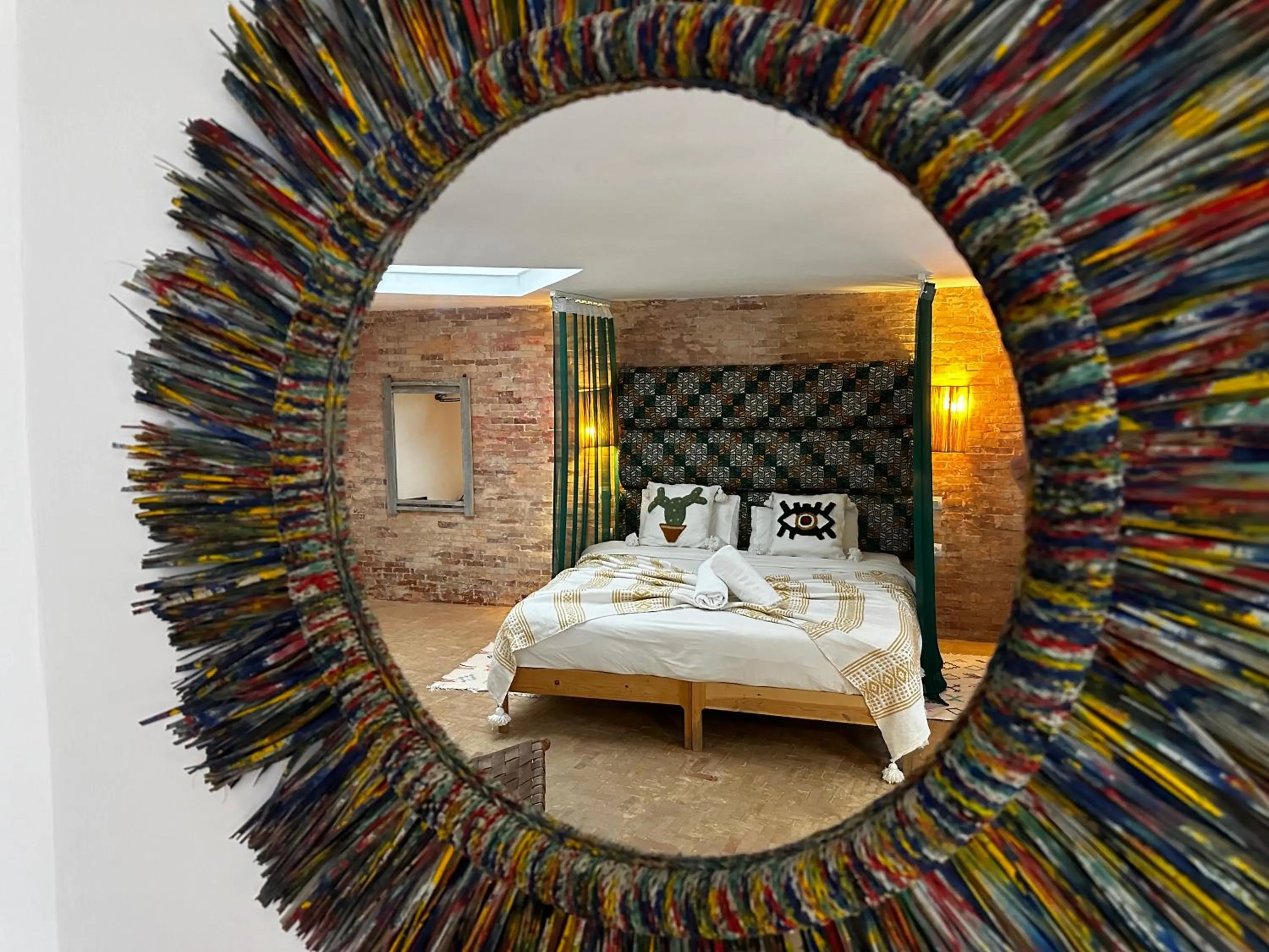 Decorative detail, Bed in Mama Souiri Hotel