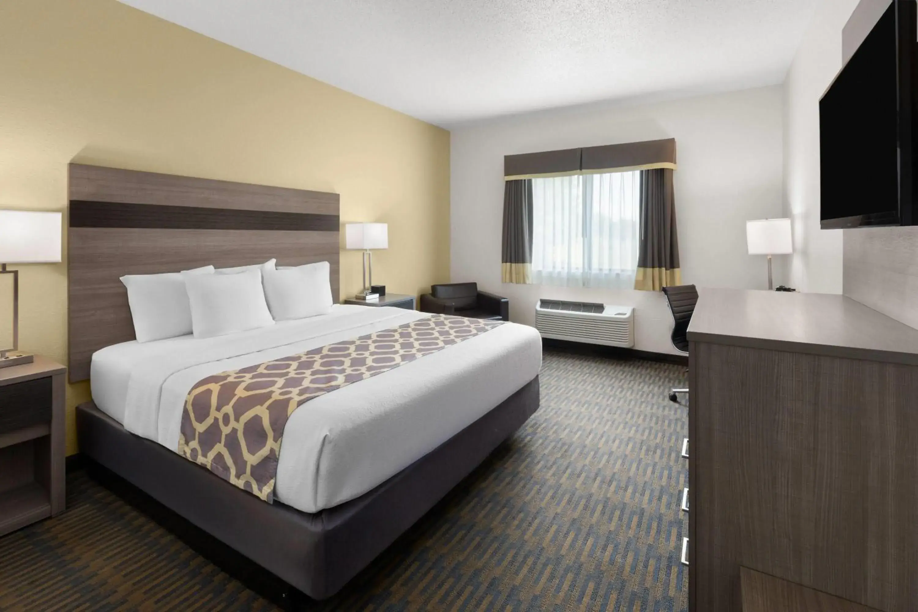 Photo of the whole room, Bed in Baymont by Wyndham Paw Paw Photo of the whole room, Bed in Baymont by Wyndham Paw Paw