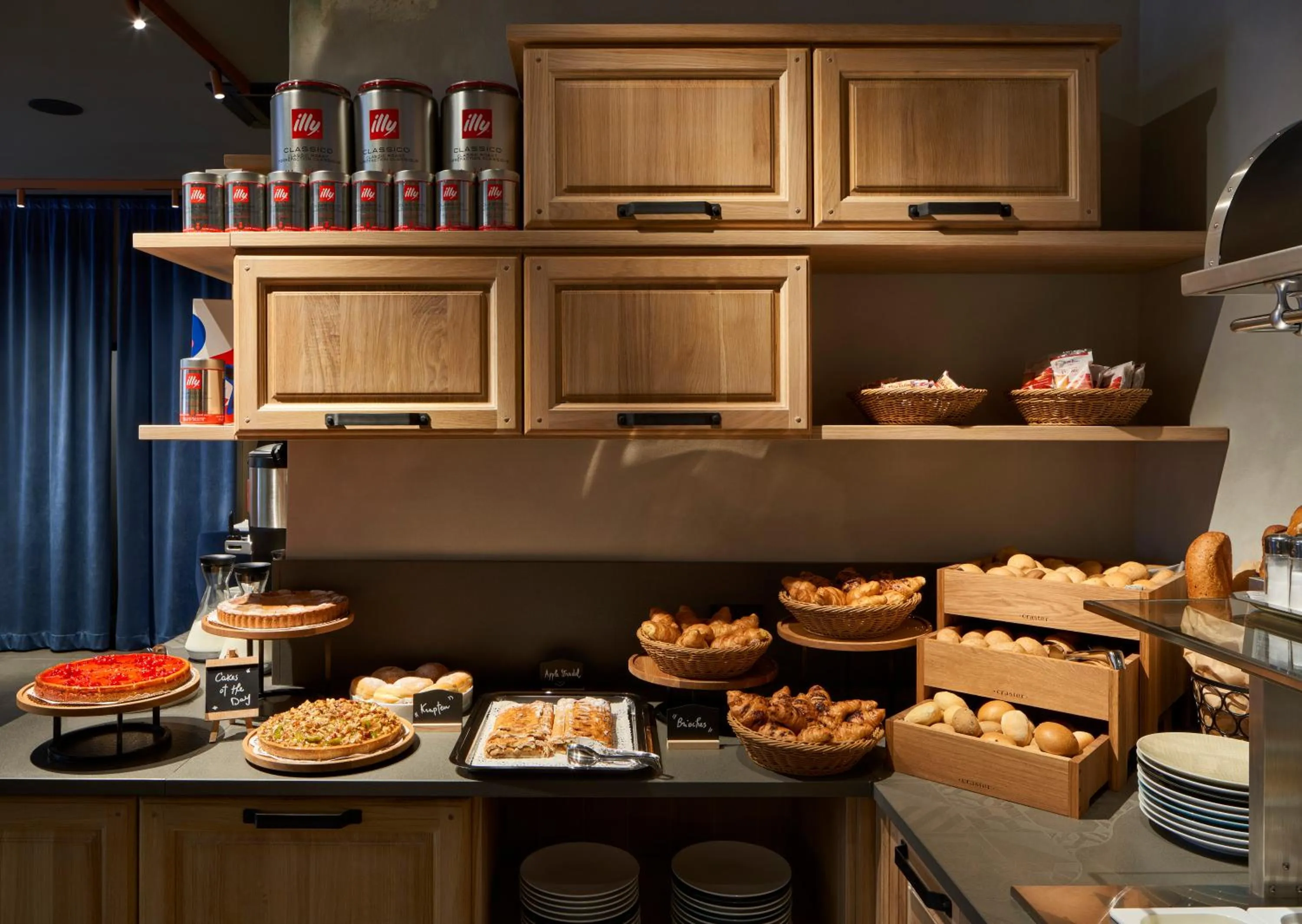 Breakfast in The Modernist Hotel