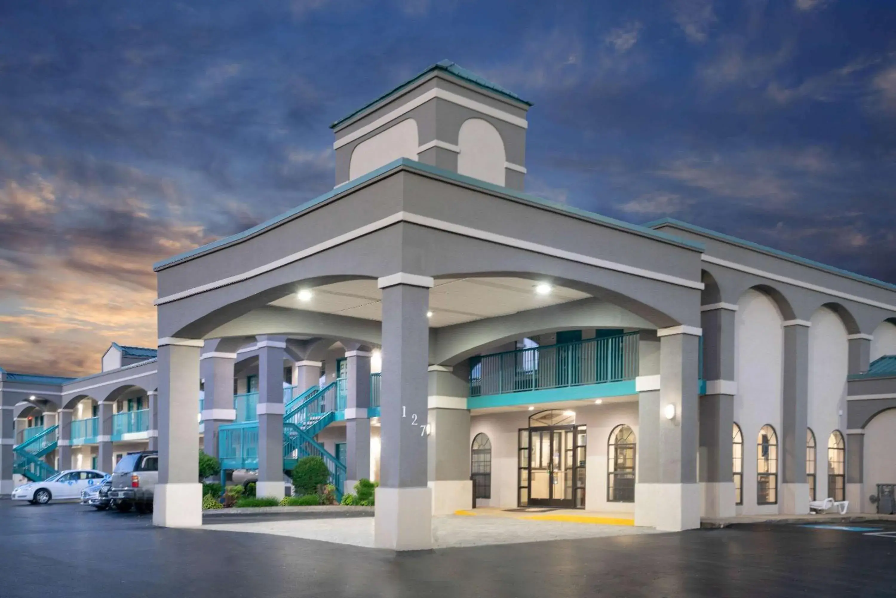 Property building in Super 8 by Wyndham Murfreesboro Property building in Super 8 by Wyndham Murfreesboro