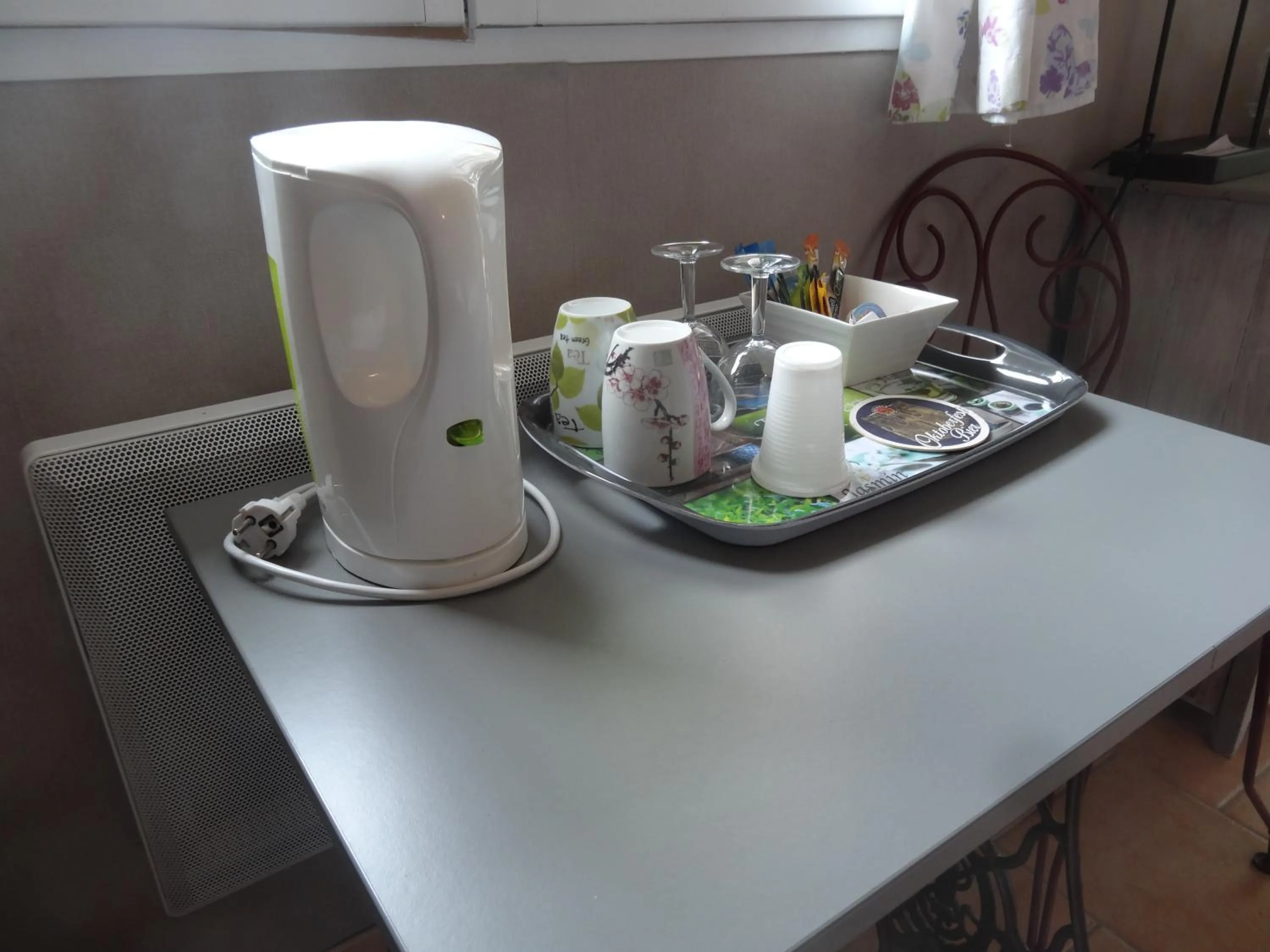 Coffee/tea facilities in Au Retour du Lac