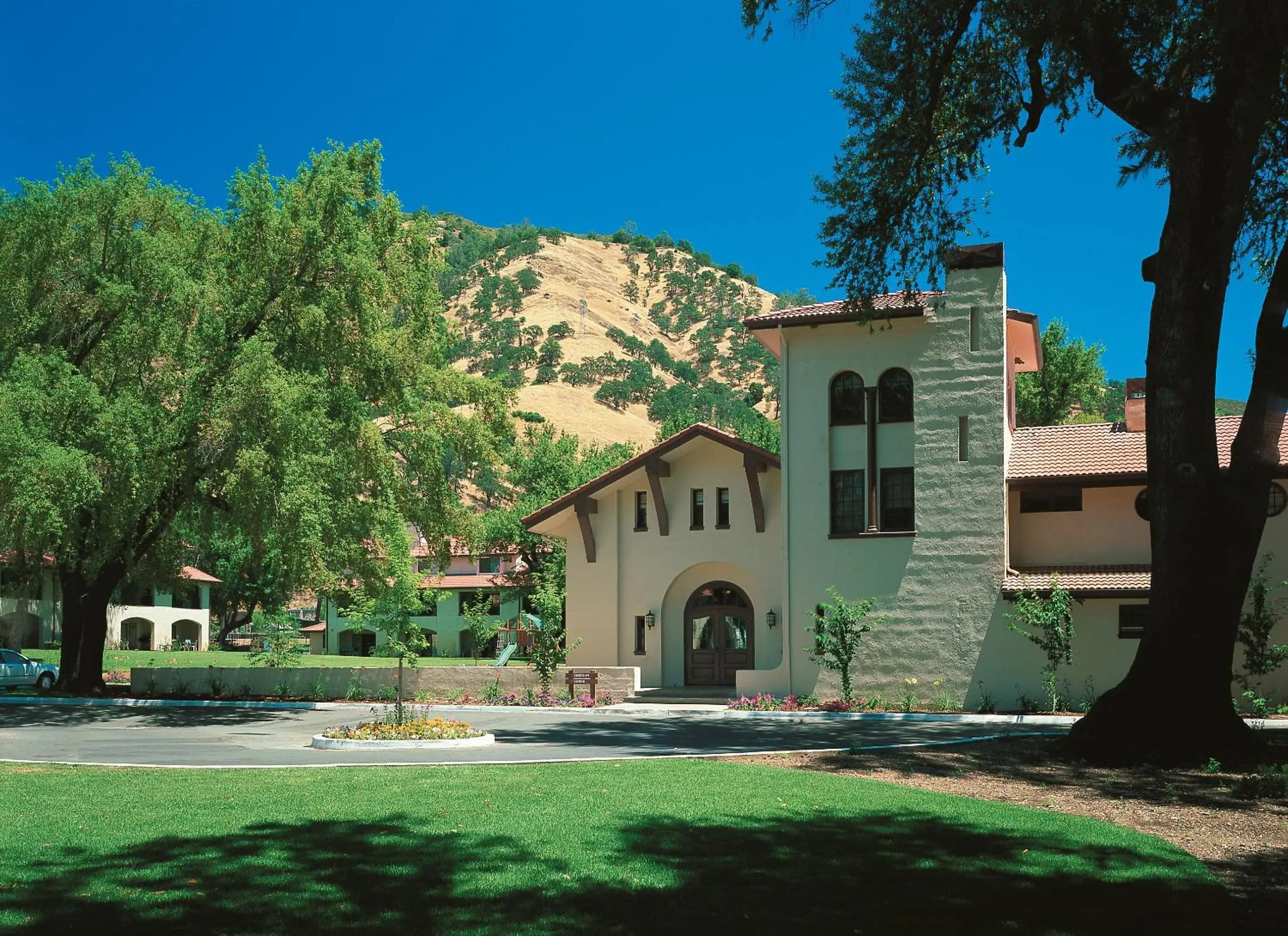 Property building in WorldMark Clear Lake Property building in WorldMark Clear Lake