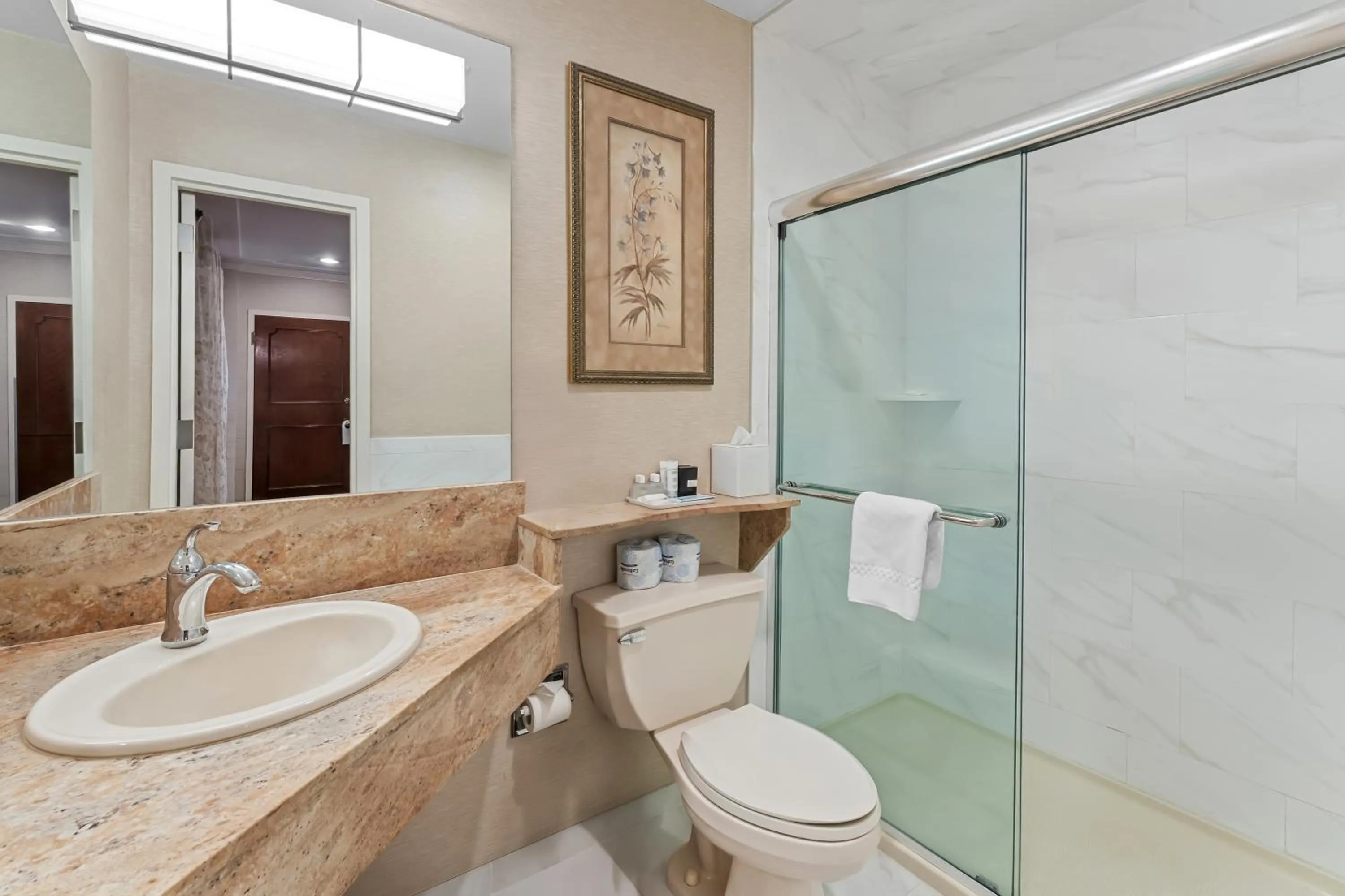 Toilet in Penn's View Hotel Philadelphia