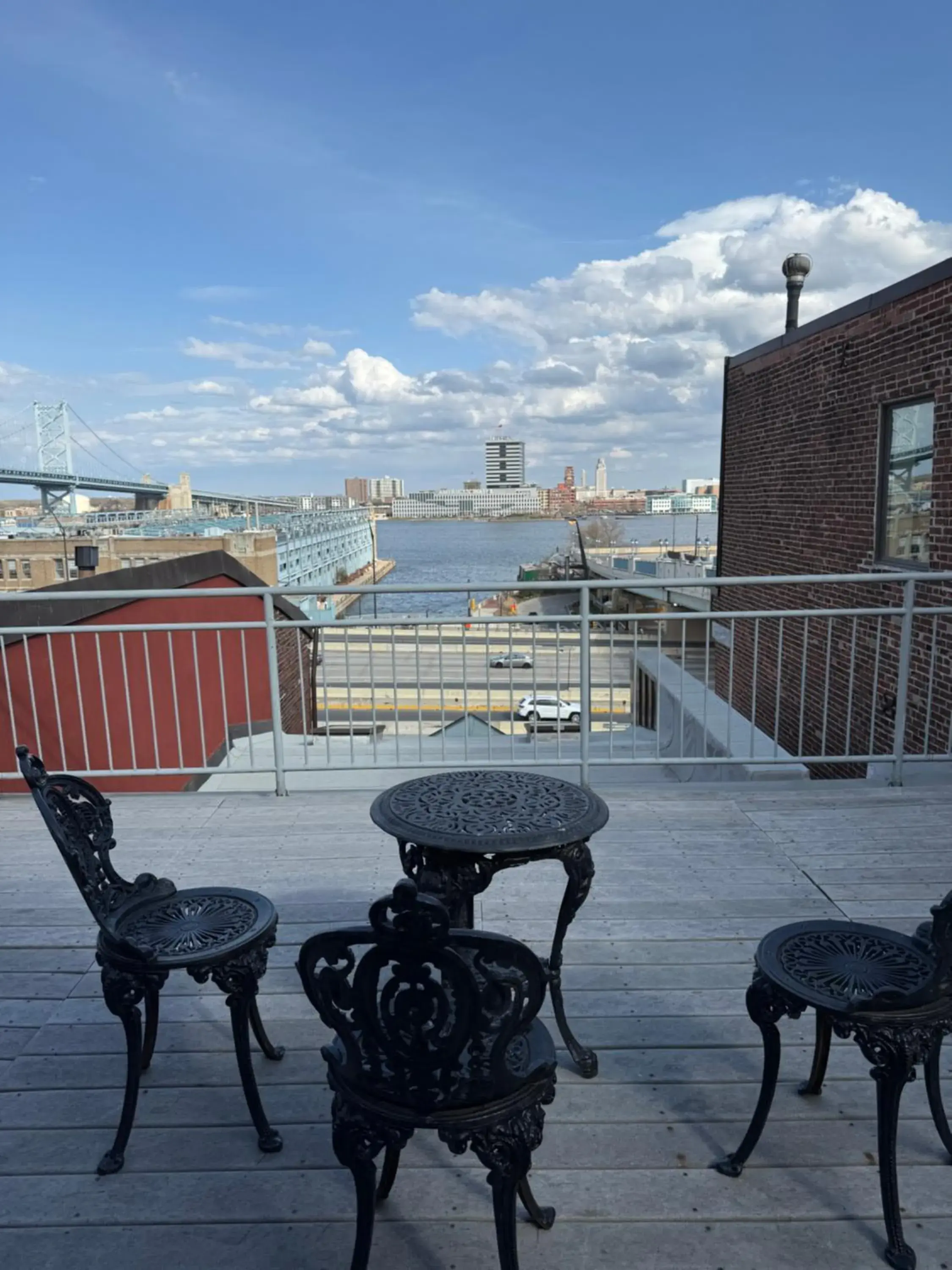 Patio in Penn's View Hotel Philadelphia Patio in Penn's View Hotel Philadelphia