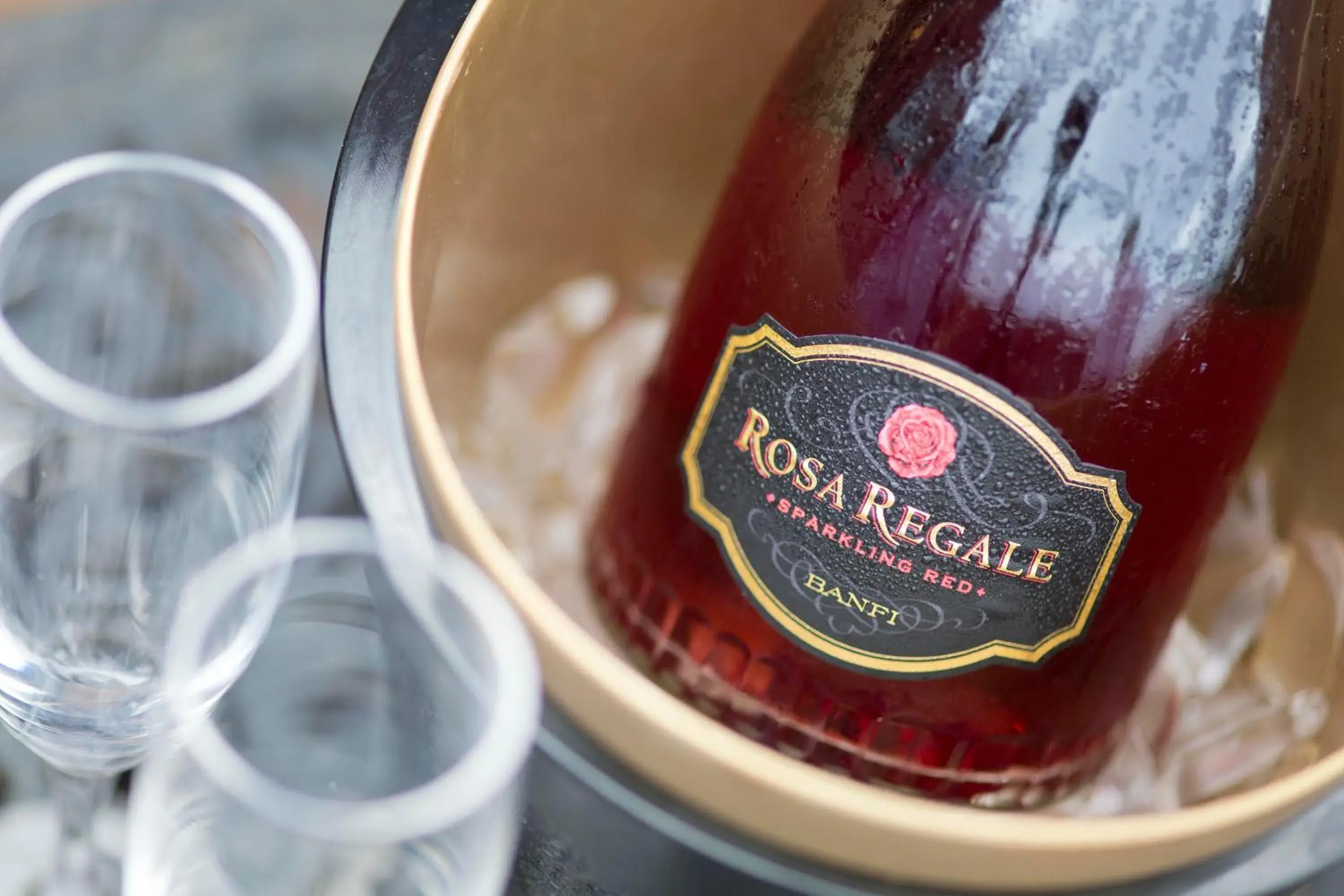 Alcoholic drinks in Penn's View Hotel Philadelphia Alcoholic drinks in Penn's View Hotel Philadelphia