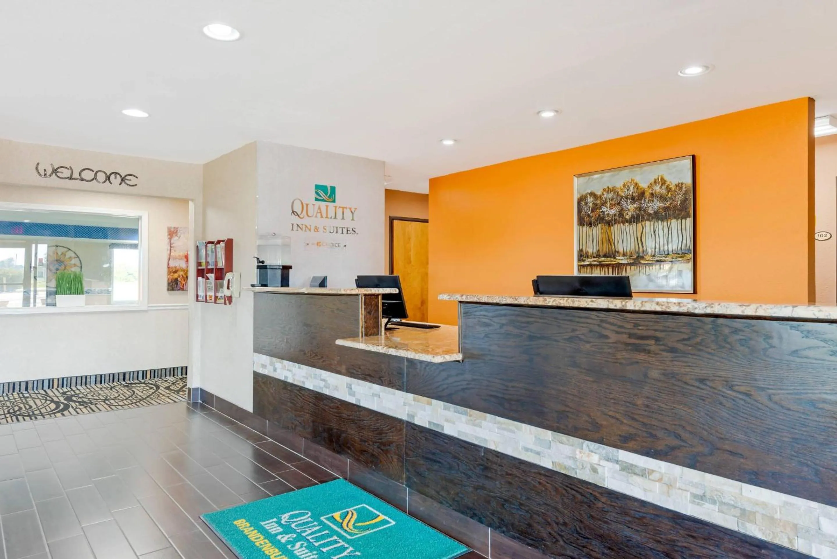 Lobby or reception in Quality Inn & Suites Brandenburg - Fort Knox