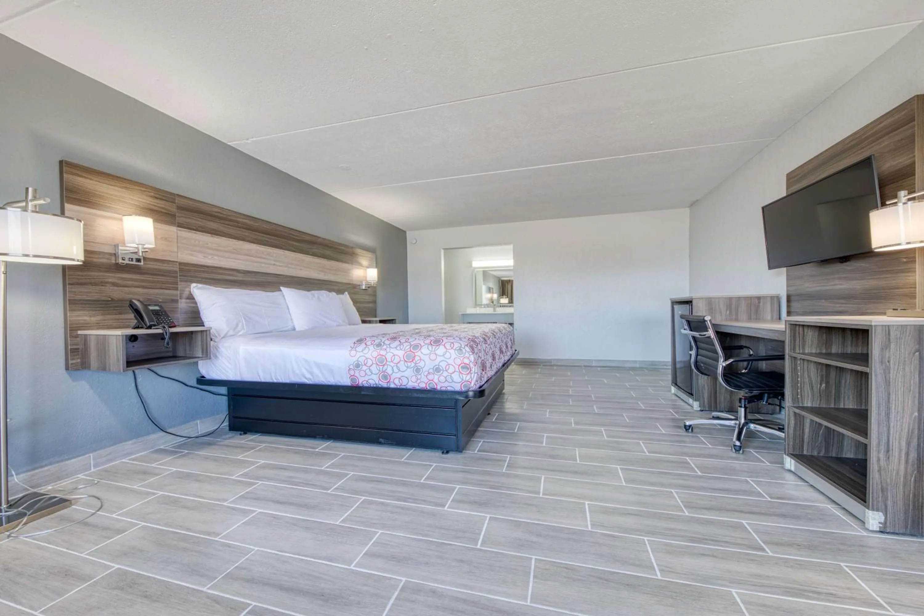 Photo of the whole room, Bed in Americas Best Value Inn Stearns, KY