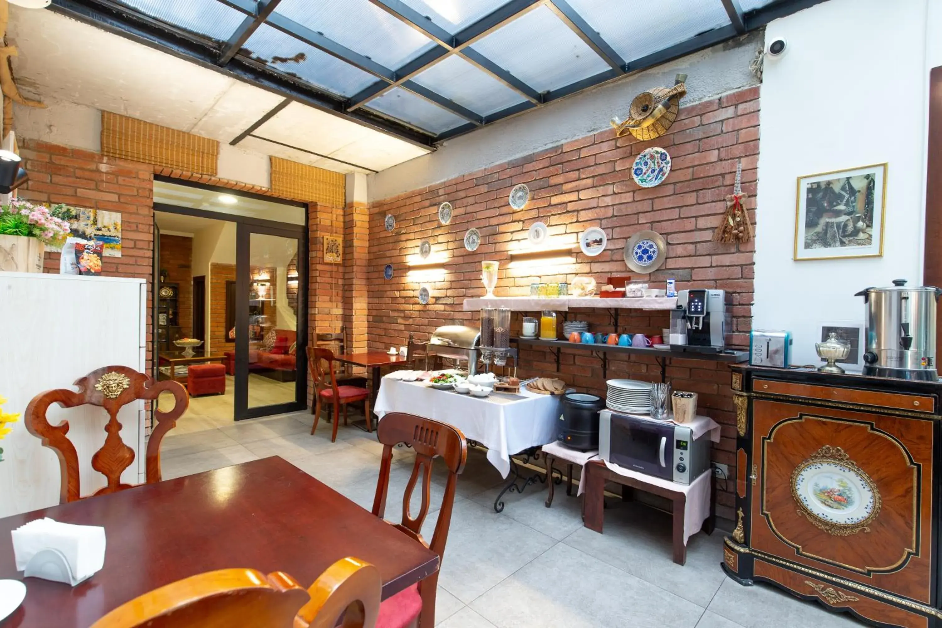 Breakfast in Elea Old Tbilisi Hotel Breakfast in Elea Old Tbilisi Hotel