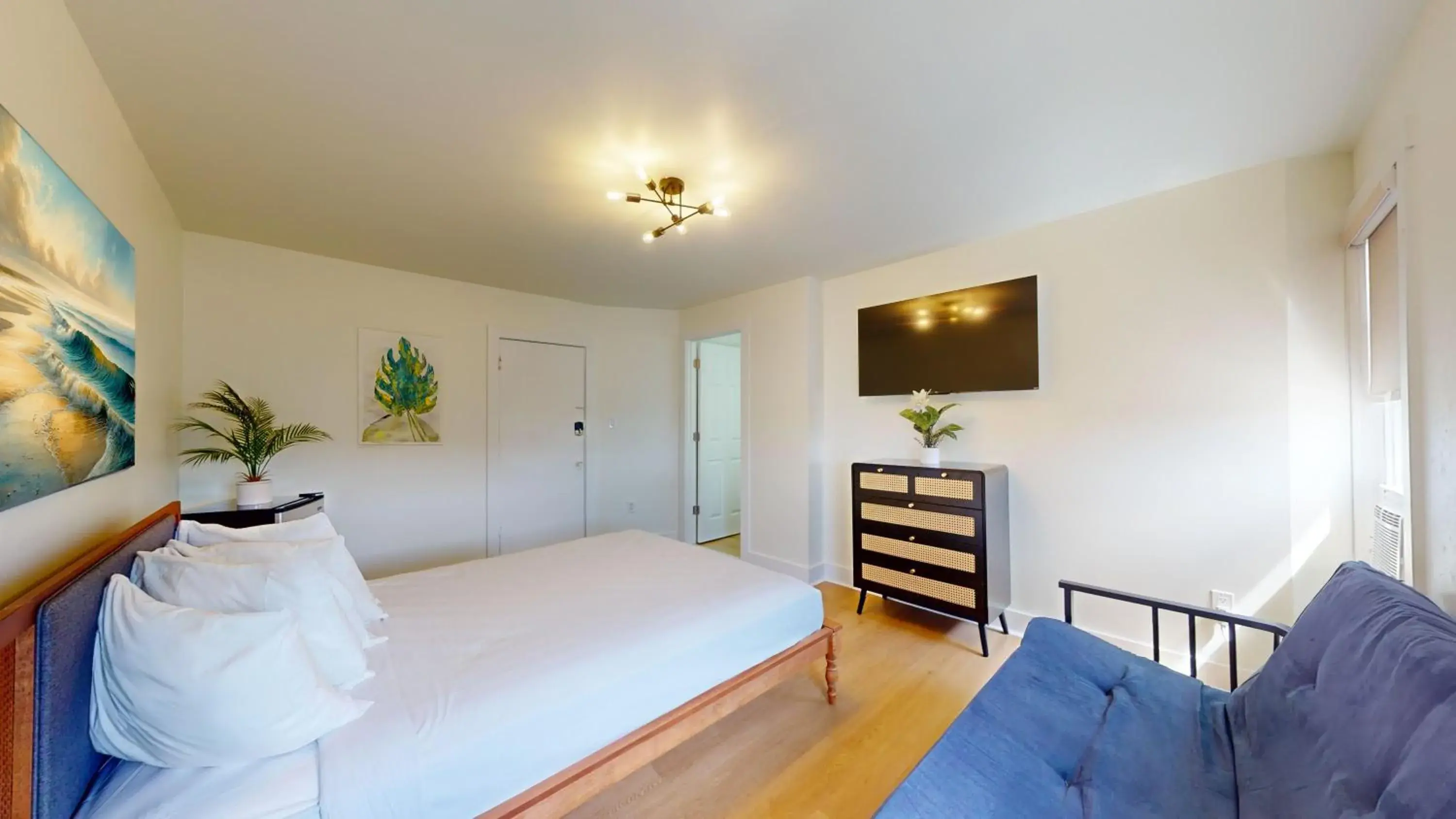 Deluxe Queen in The Cove Deluxe Queen in The Cove