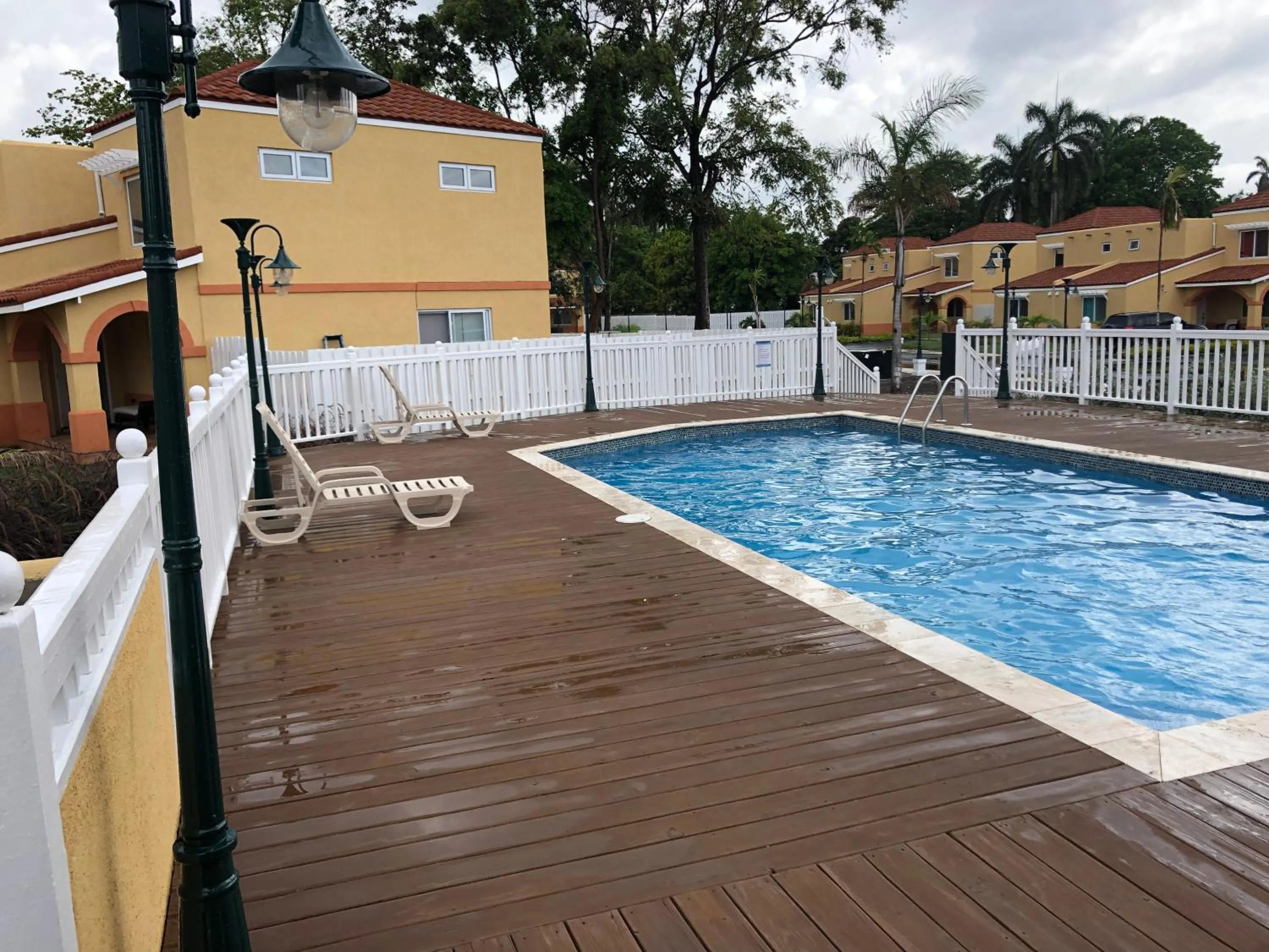 Swimming pool in Anna's Joye Chatham