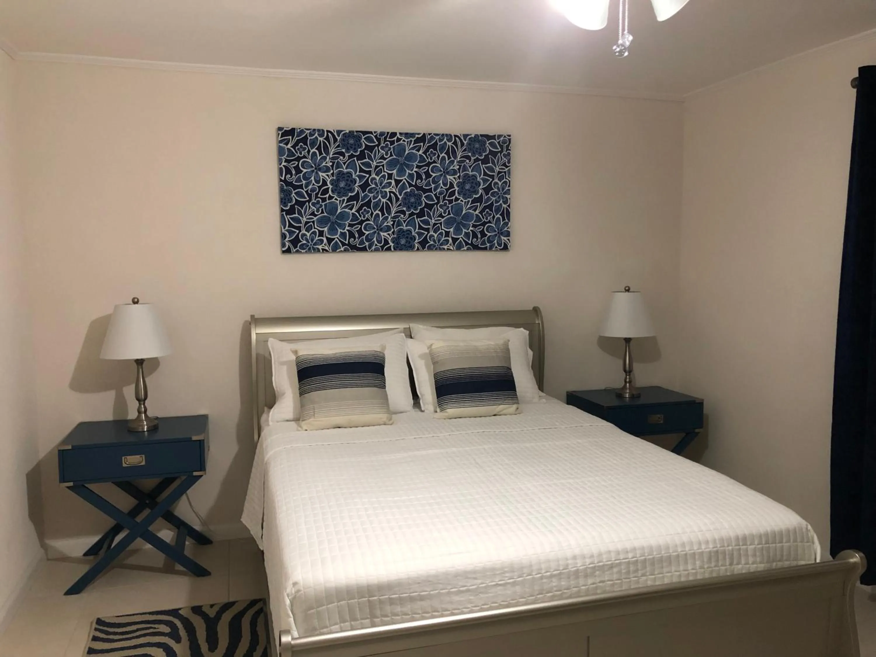 Bed in Anna's Joye Chatham