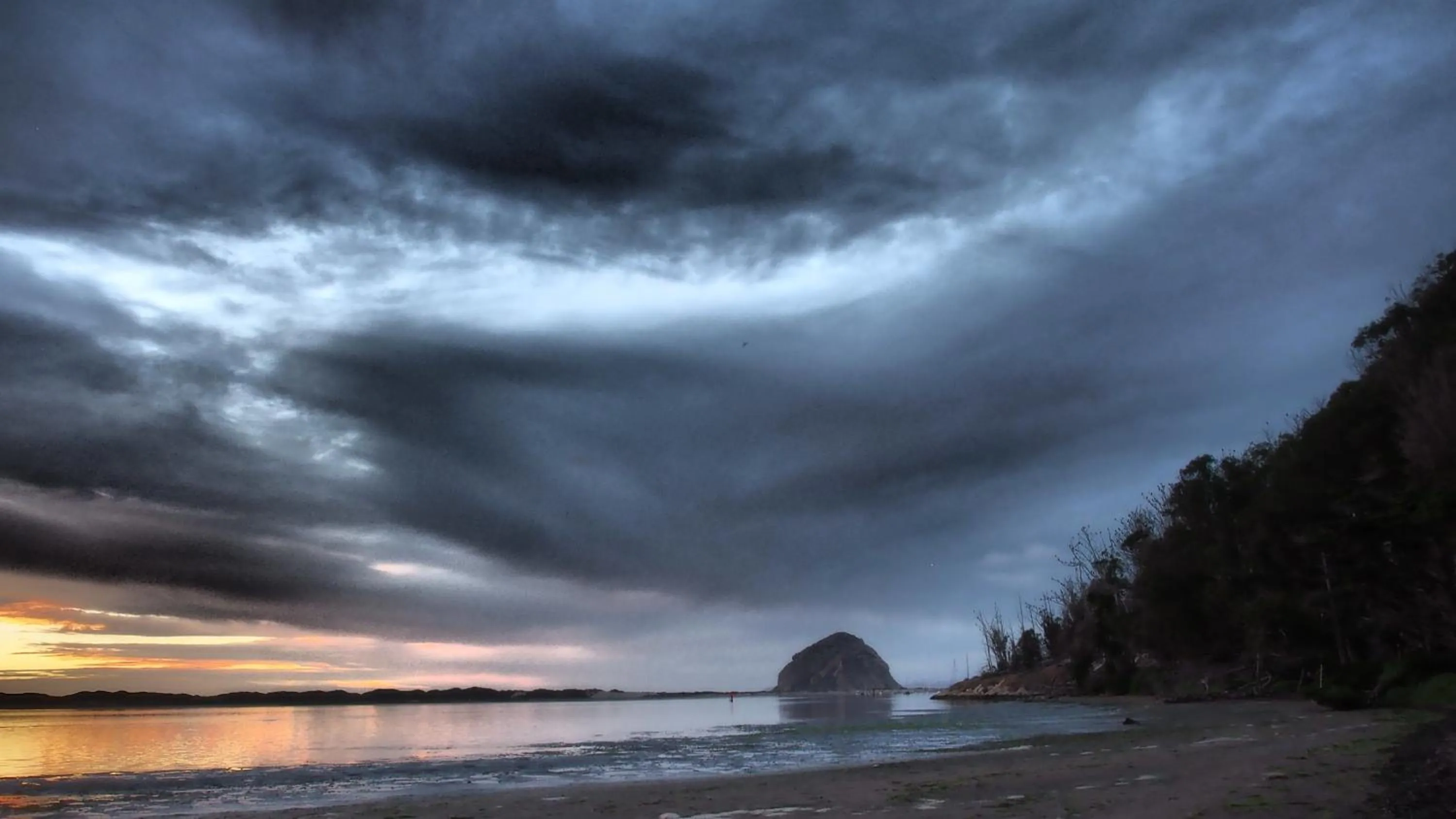 Nearby landmark in Gray's Inn & Gallery