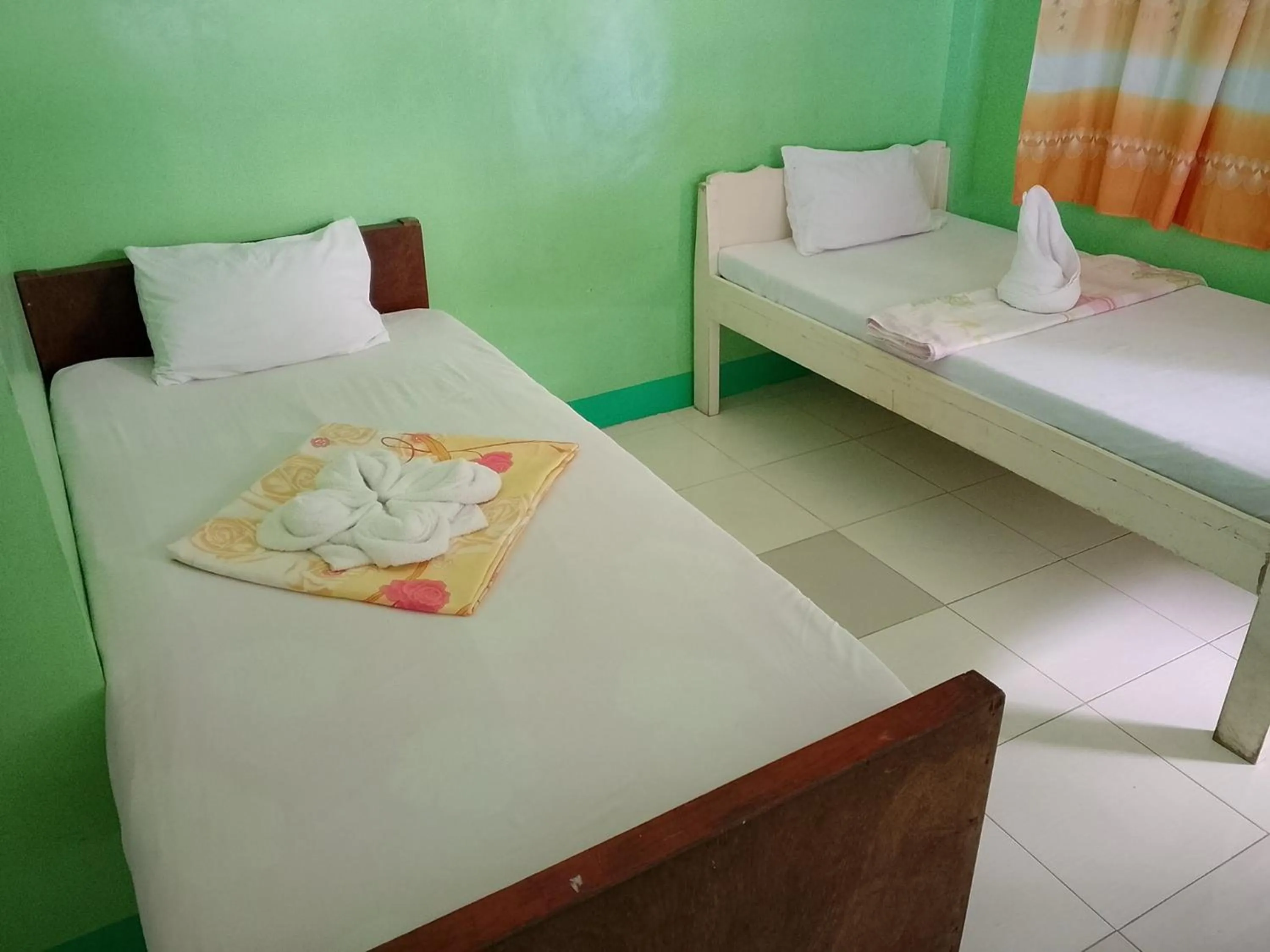 Bedroom, Bed in July's Haven Seaside Pension Camiguin