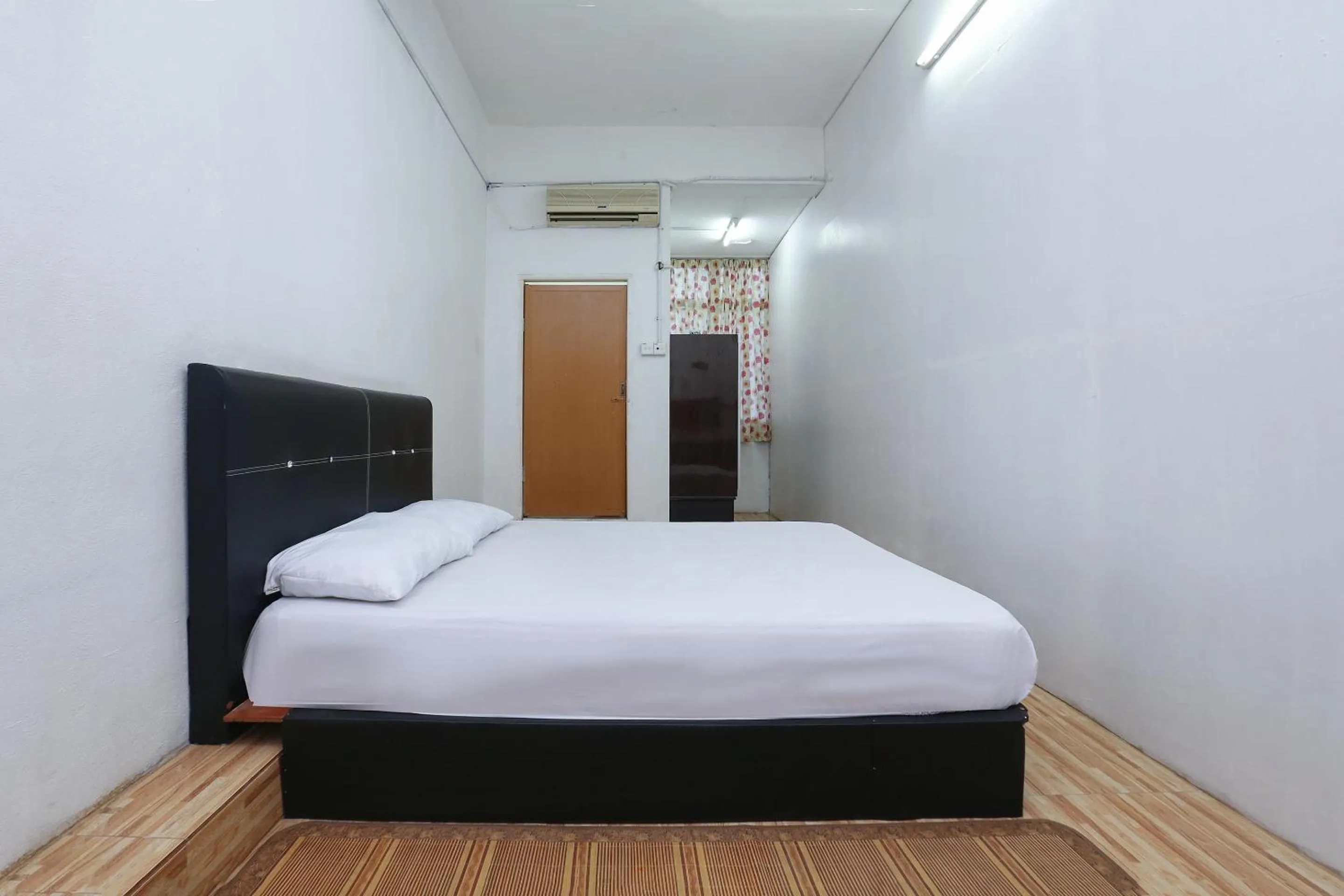 Bedroom in Hotel O D&d Budget Inn