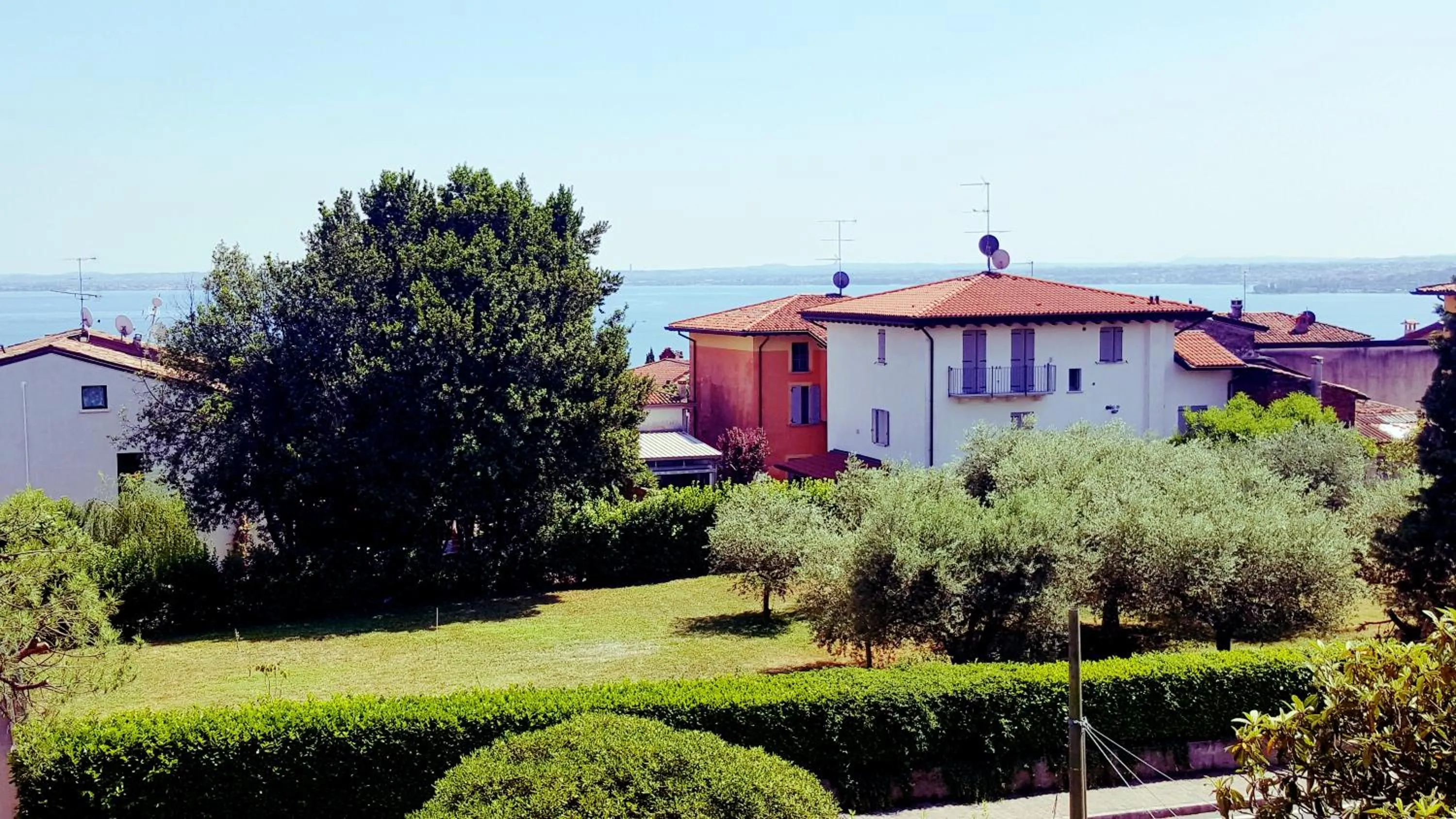 Natural landscape in B&B Villa Fiorini