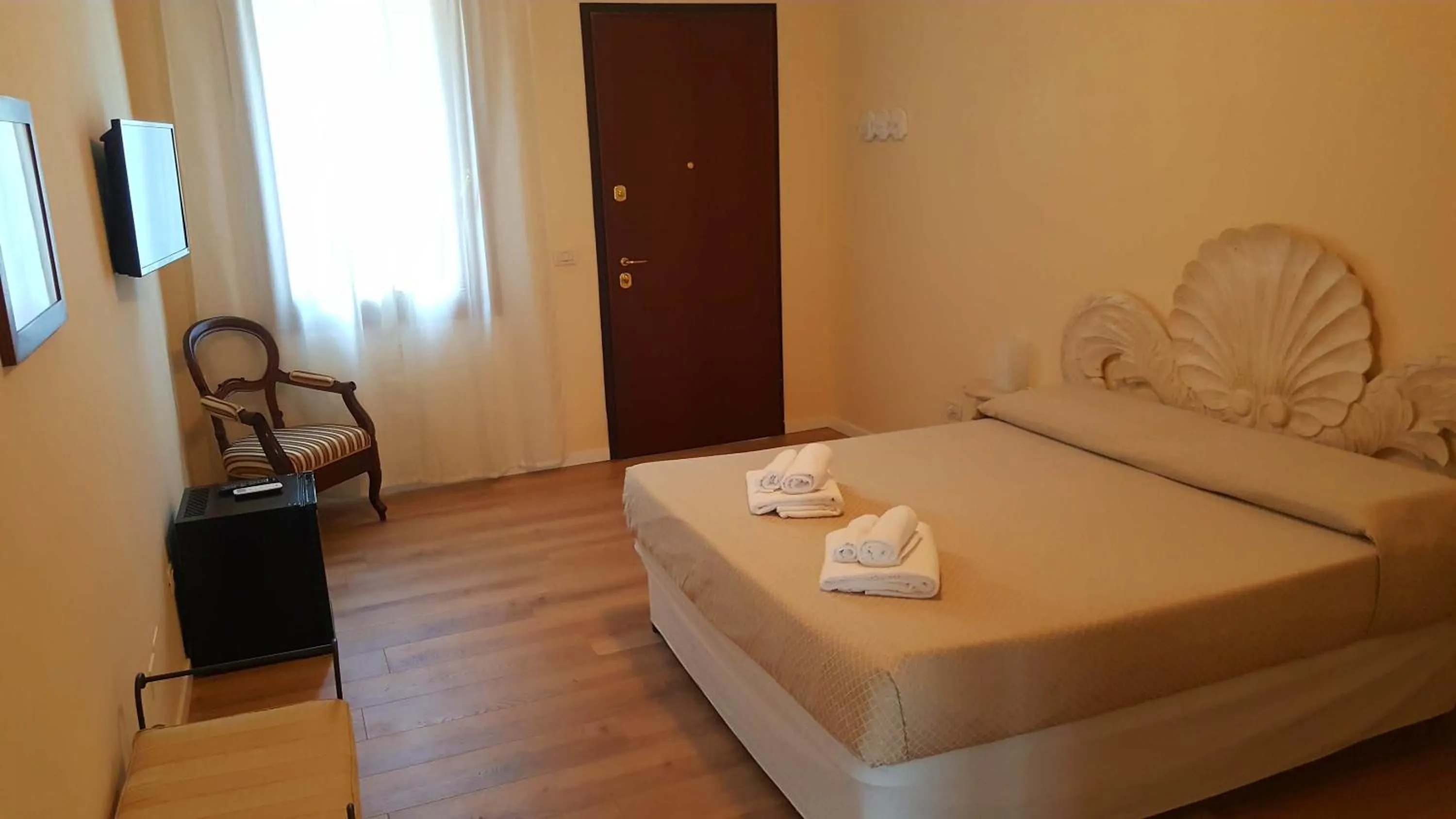 Bedroom in B&B Villa Fiorini