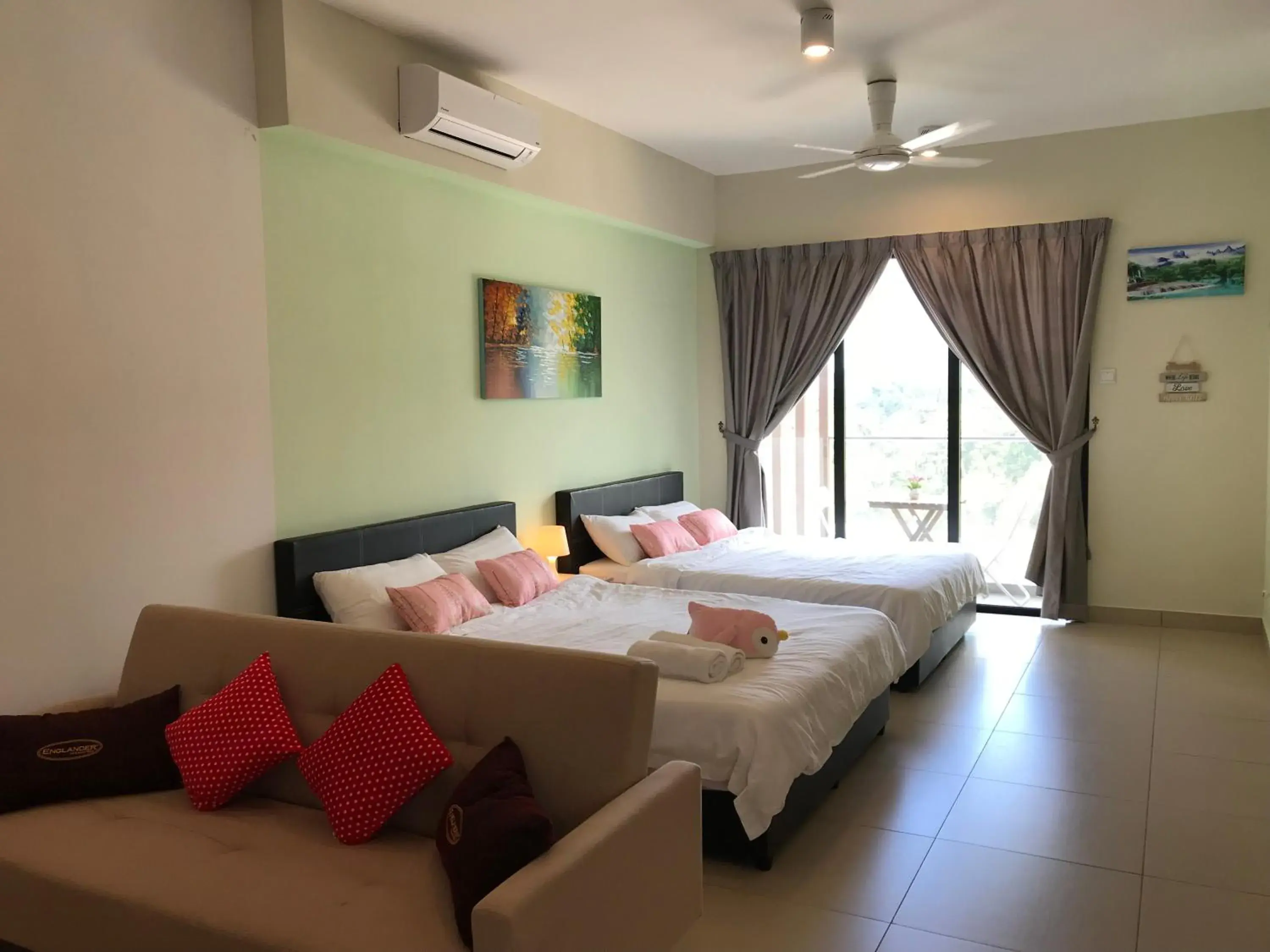 Bed in Friends & Families @ Genting Midhills(Free WiFi) Bed in Friends & Families @ Genting Midhills(Free WiFi)