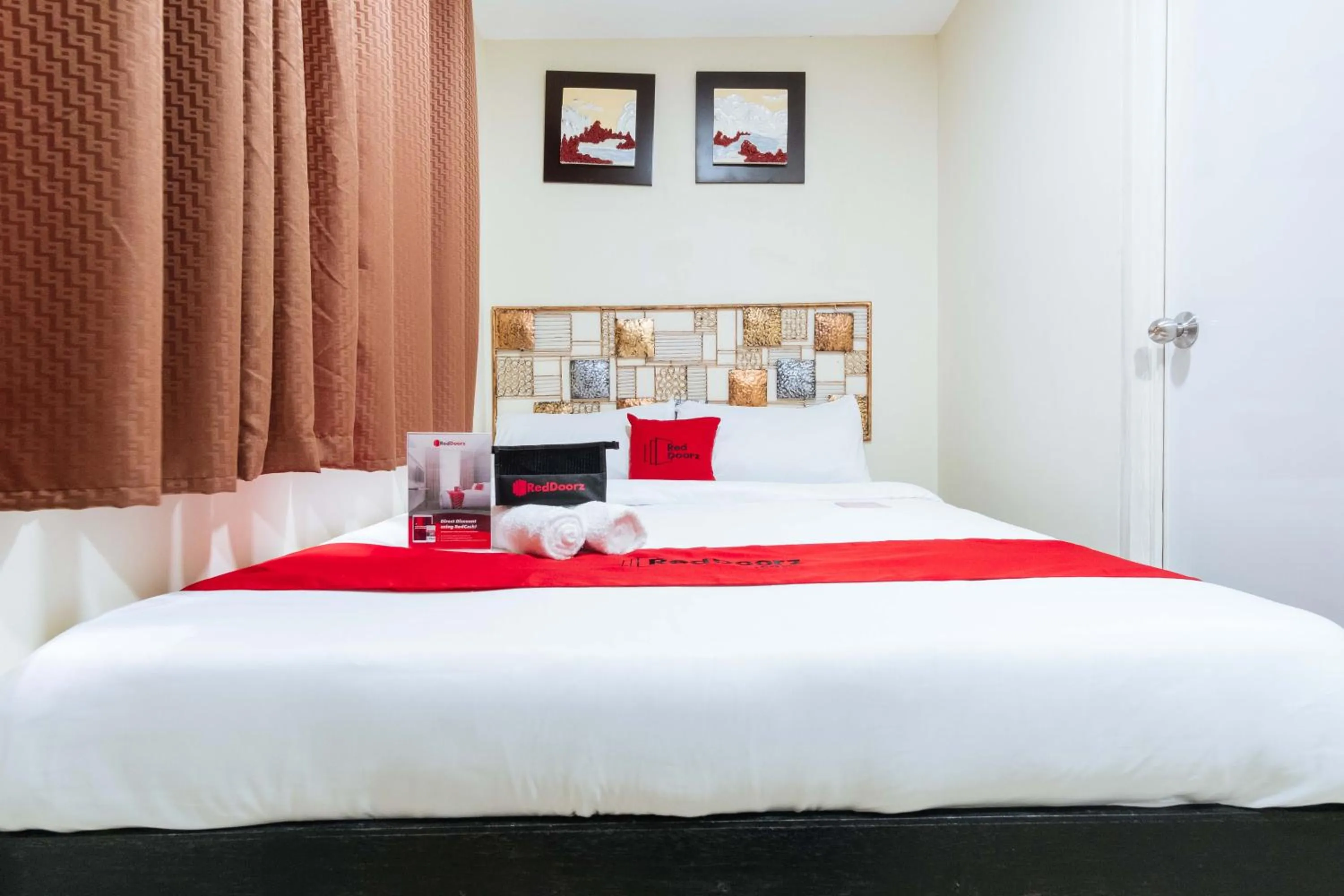 Double Room in University Belt Manila