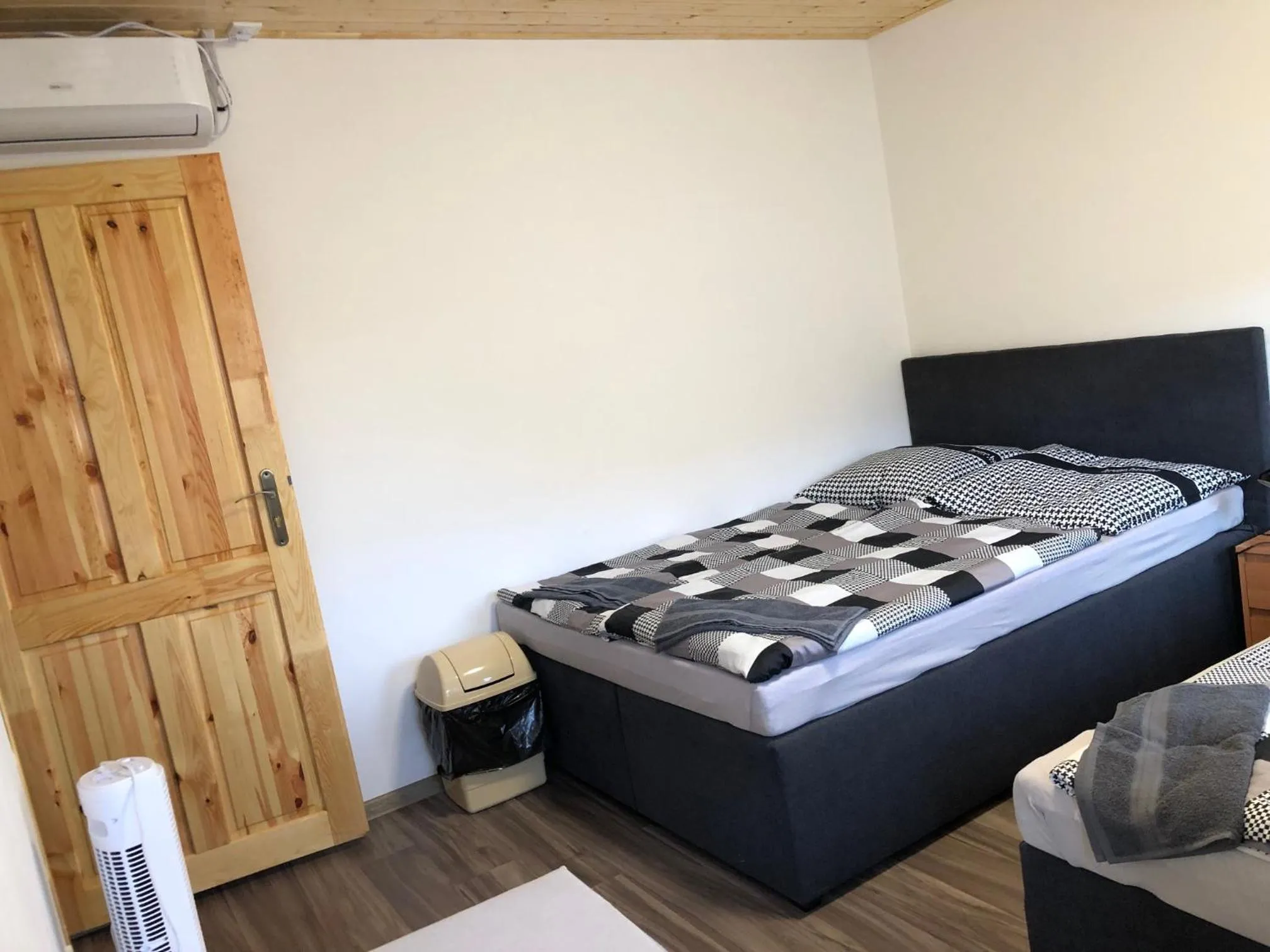 Bed in Penzion Zaječský šenk