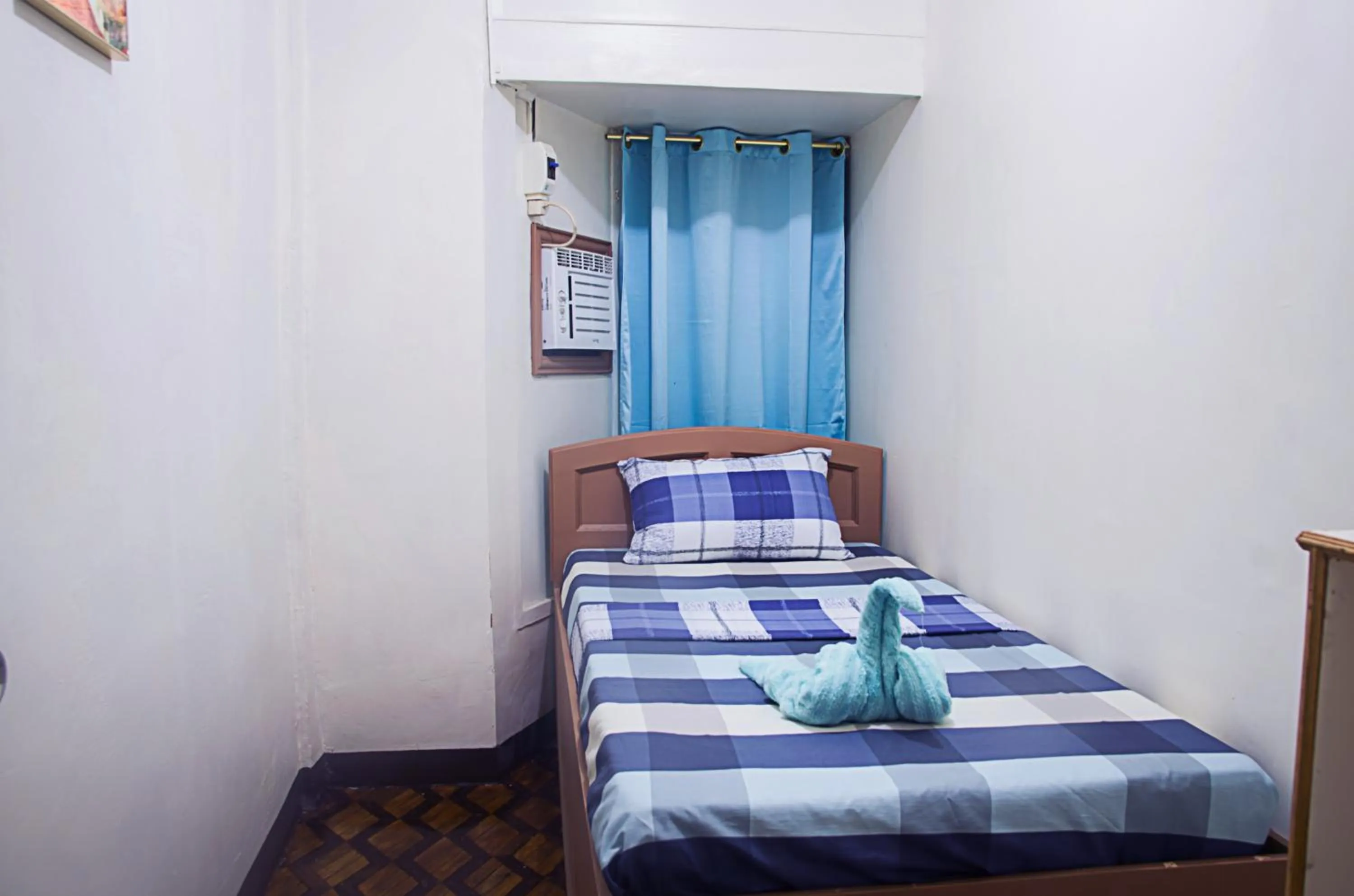 Bed in RedDoorz @ Calceta Street Cogon