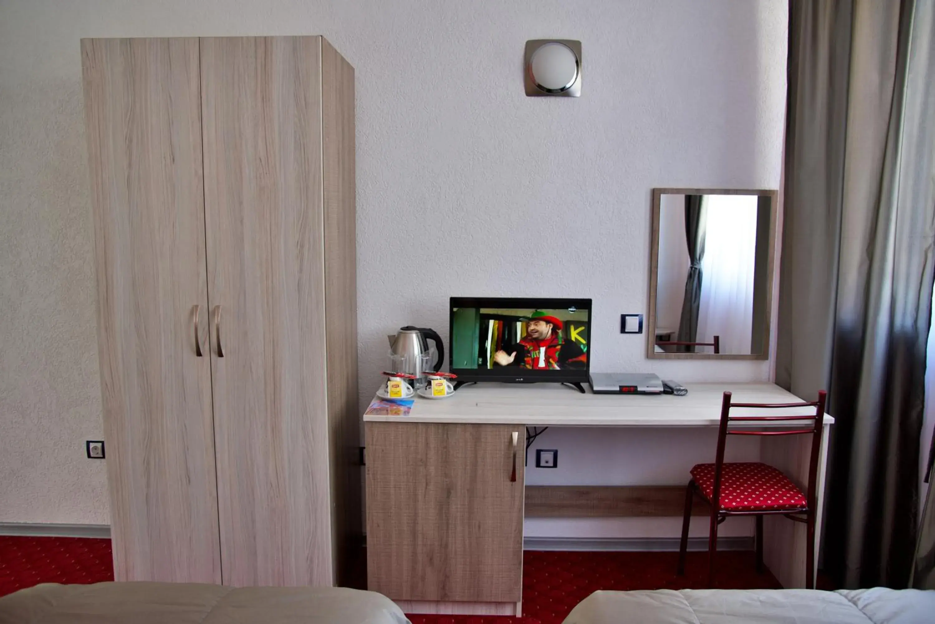 Twin Room - single occupancy in NAYS Twin Room - single occupancy in NAYS
