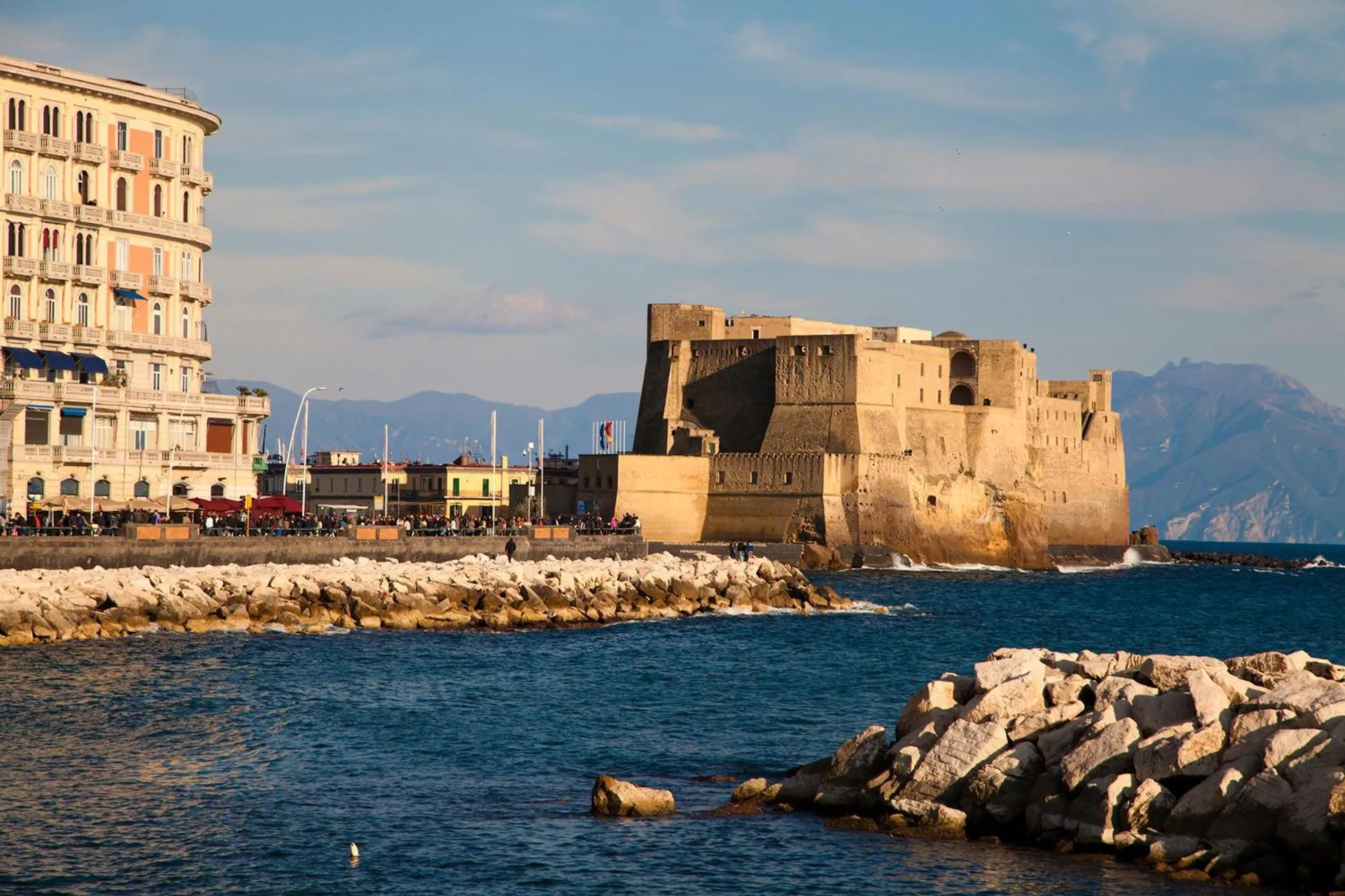 Be Italian Flat Piazza Bovio 22