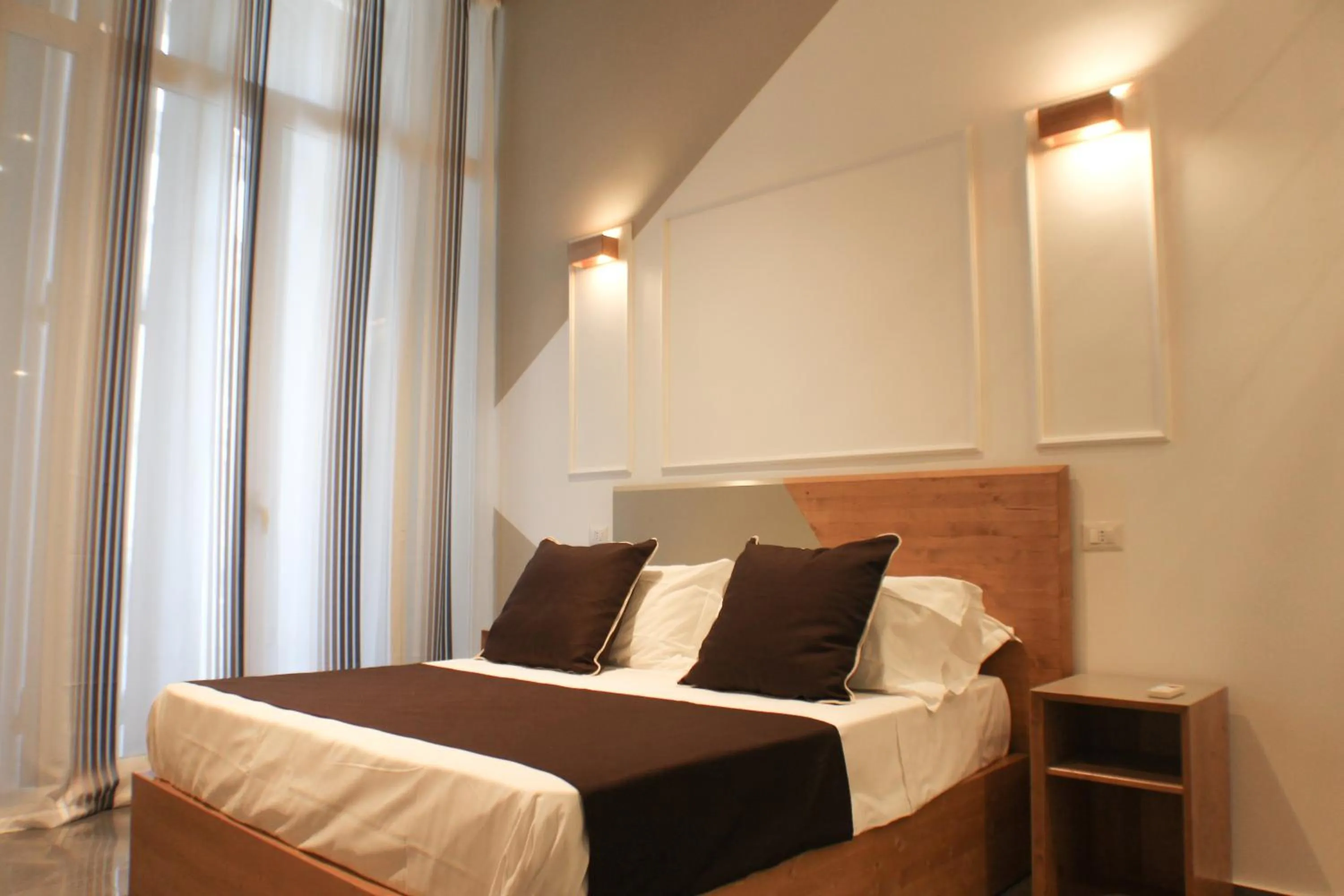 Bed in Be Italian Flat Piazza Bovio 22