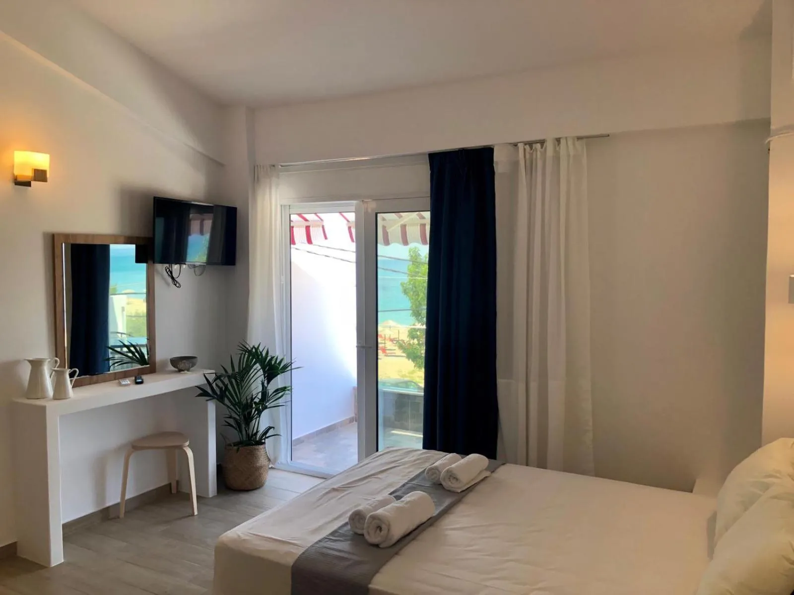 Bed in Sirakgast Ionian Sea Appartments