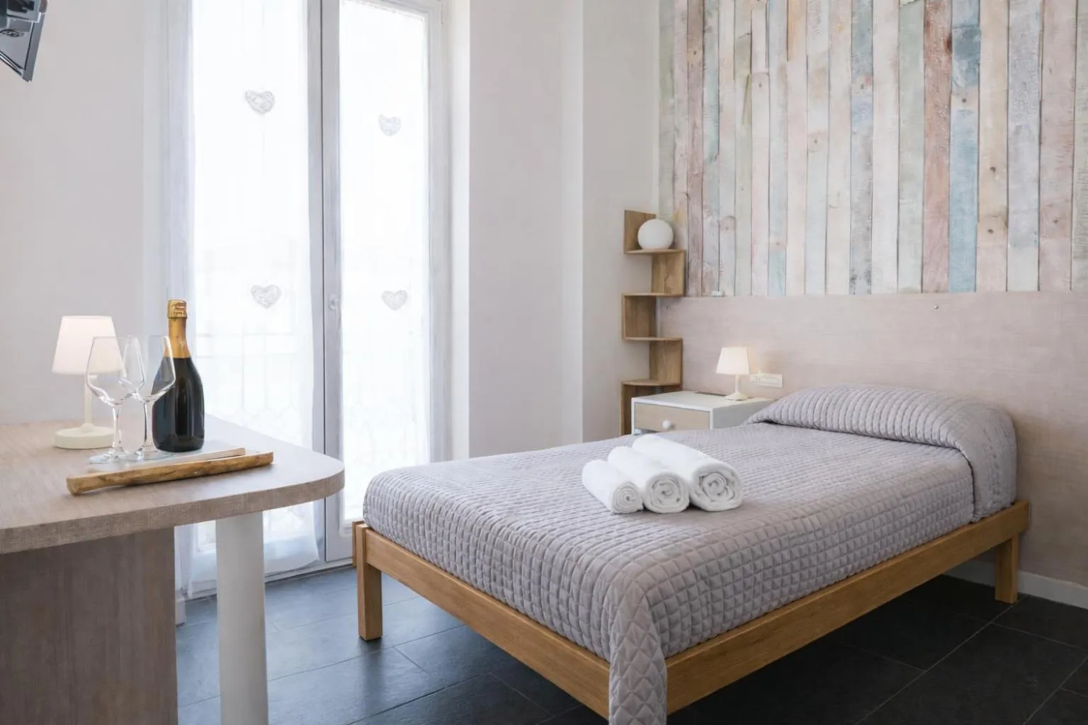 Pandora Rooms - Pompei - Central Pompeii Near the Ruins