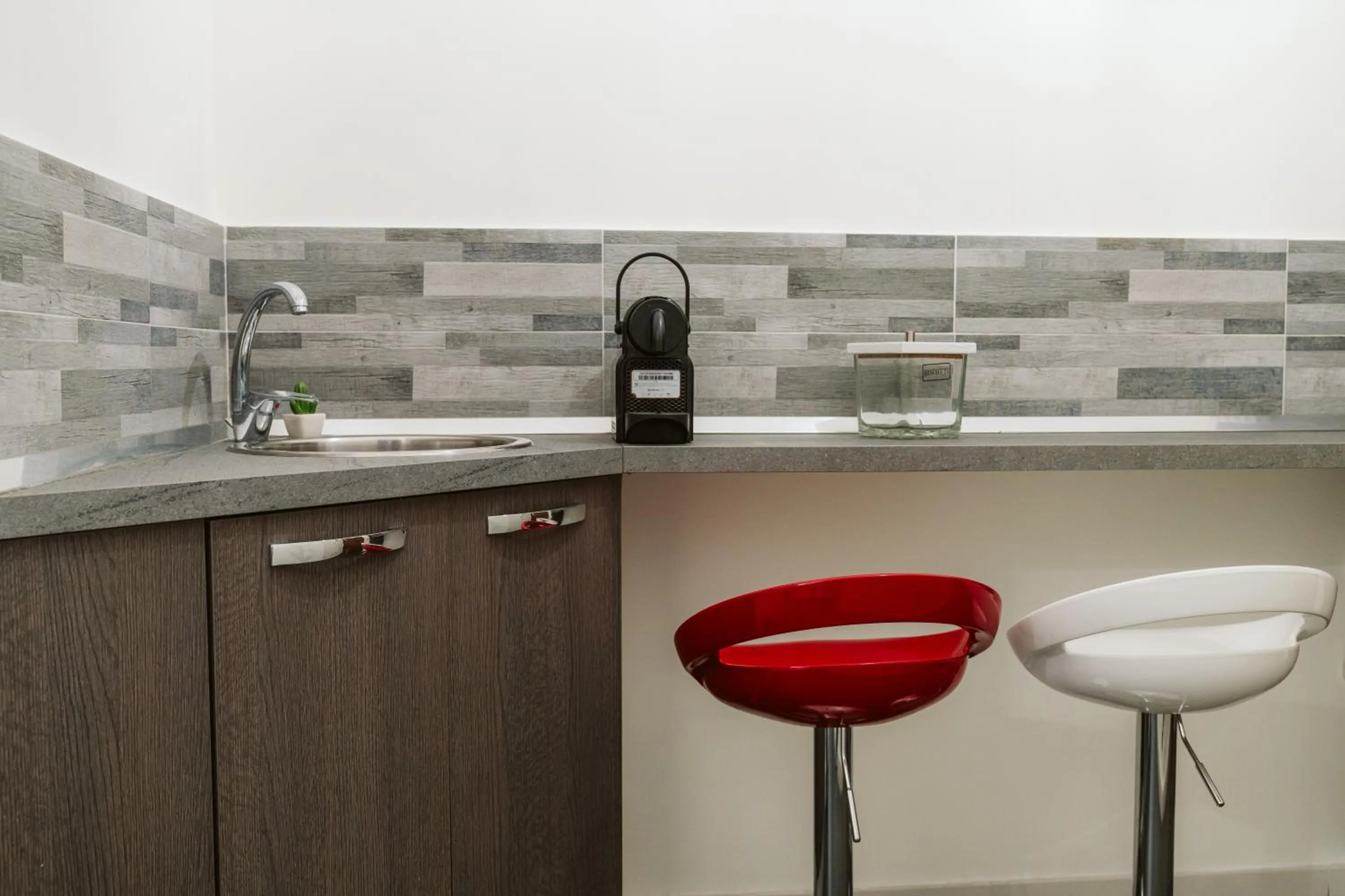 Kitchen or kitchenette in Pandora Rooms - Pompei - Central Pompeii Near the Ruins