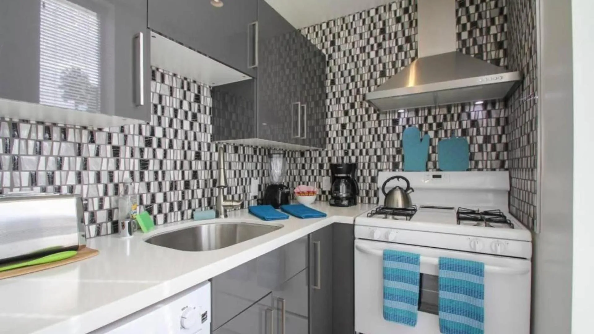 The Twist Palm Springs