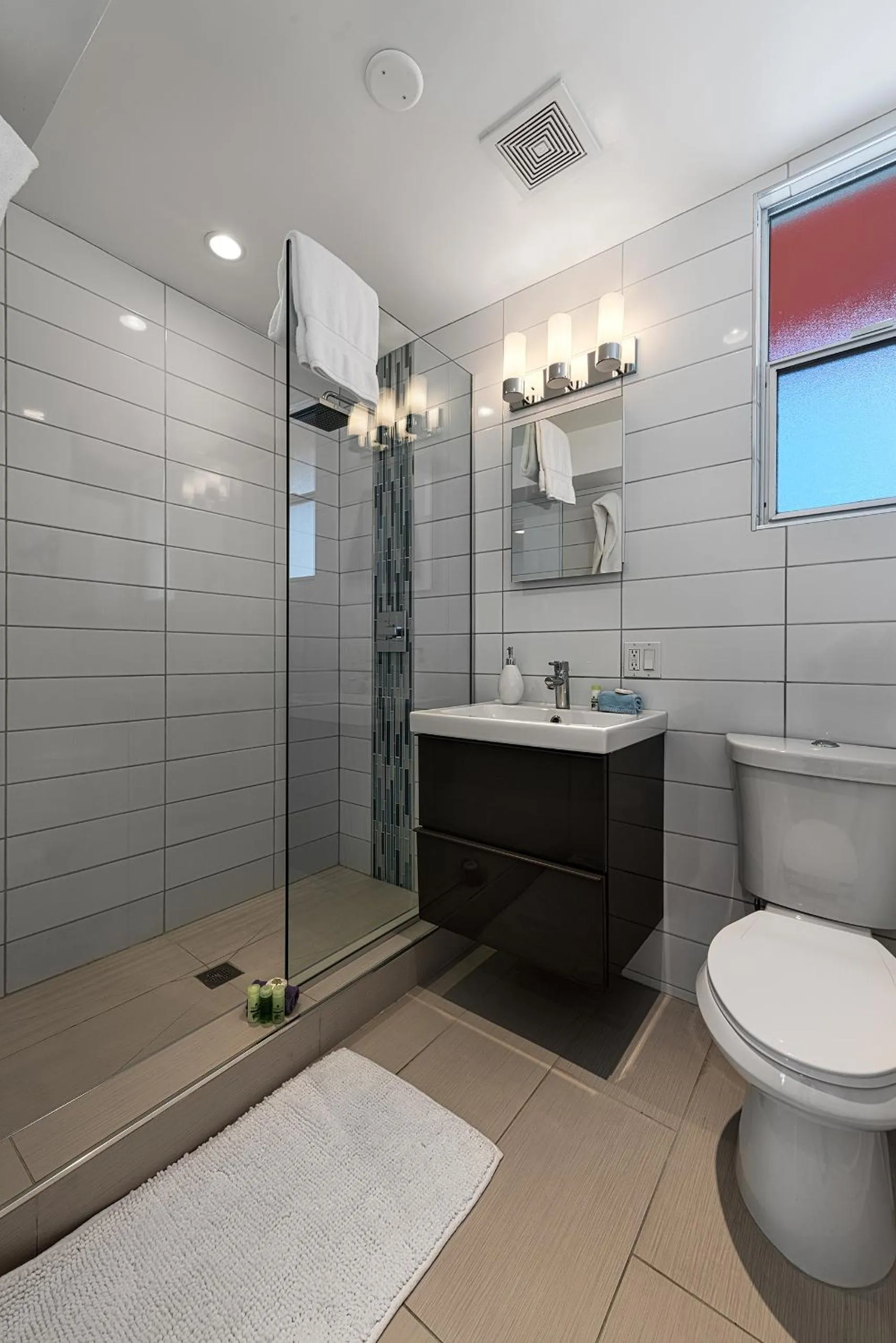 Bathroom in The Twist Palm Springs