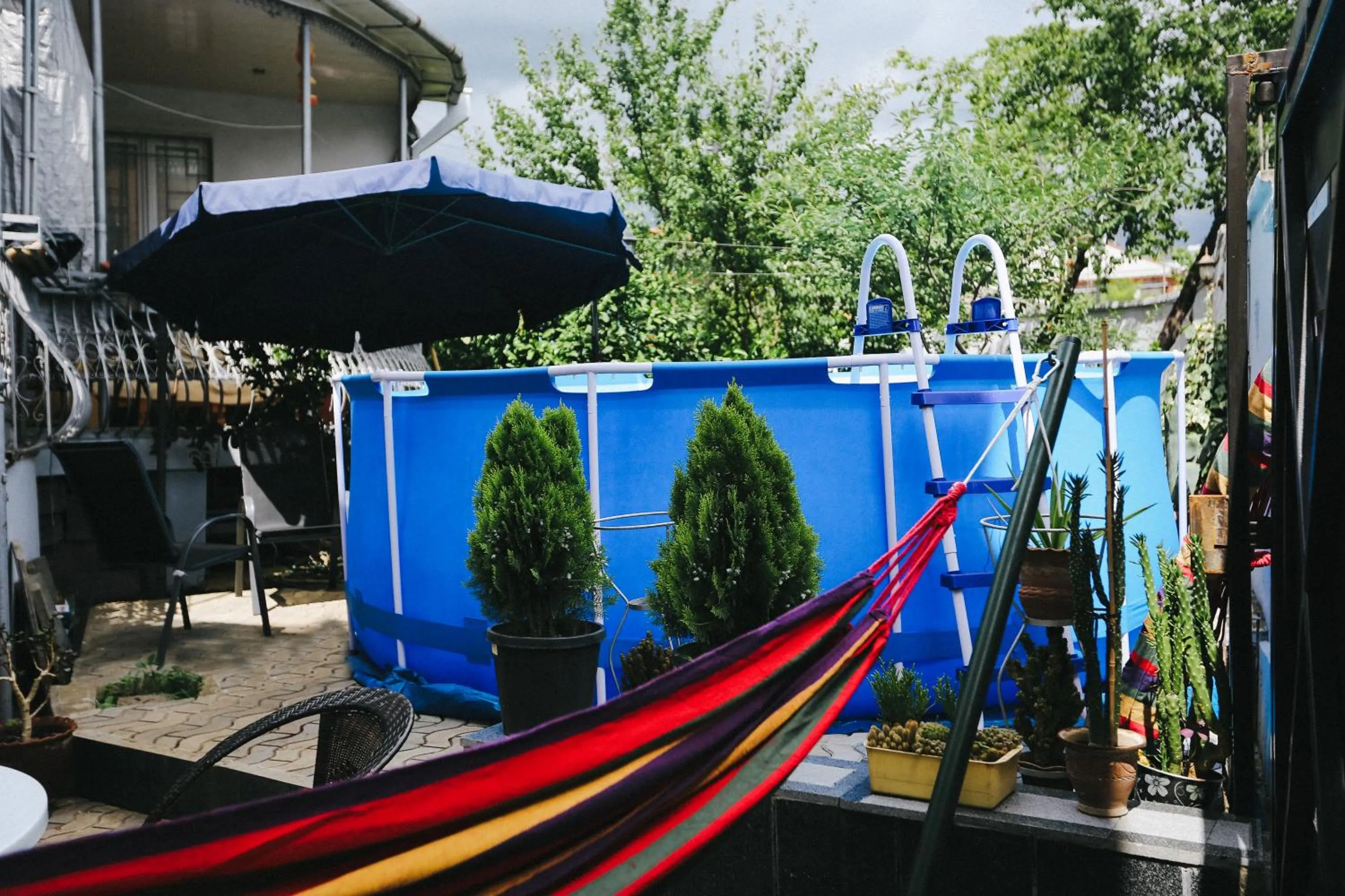 Swimming pool in Balanchine