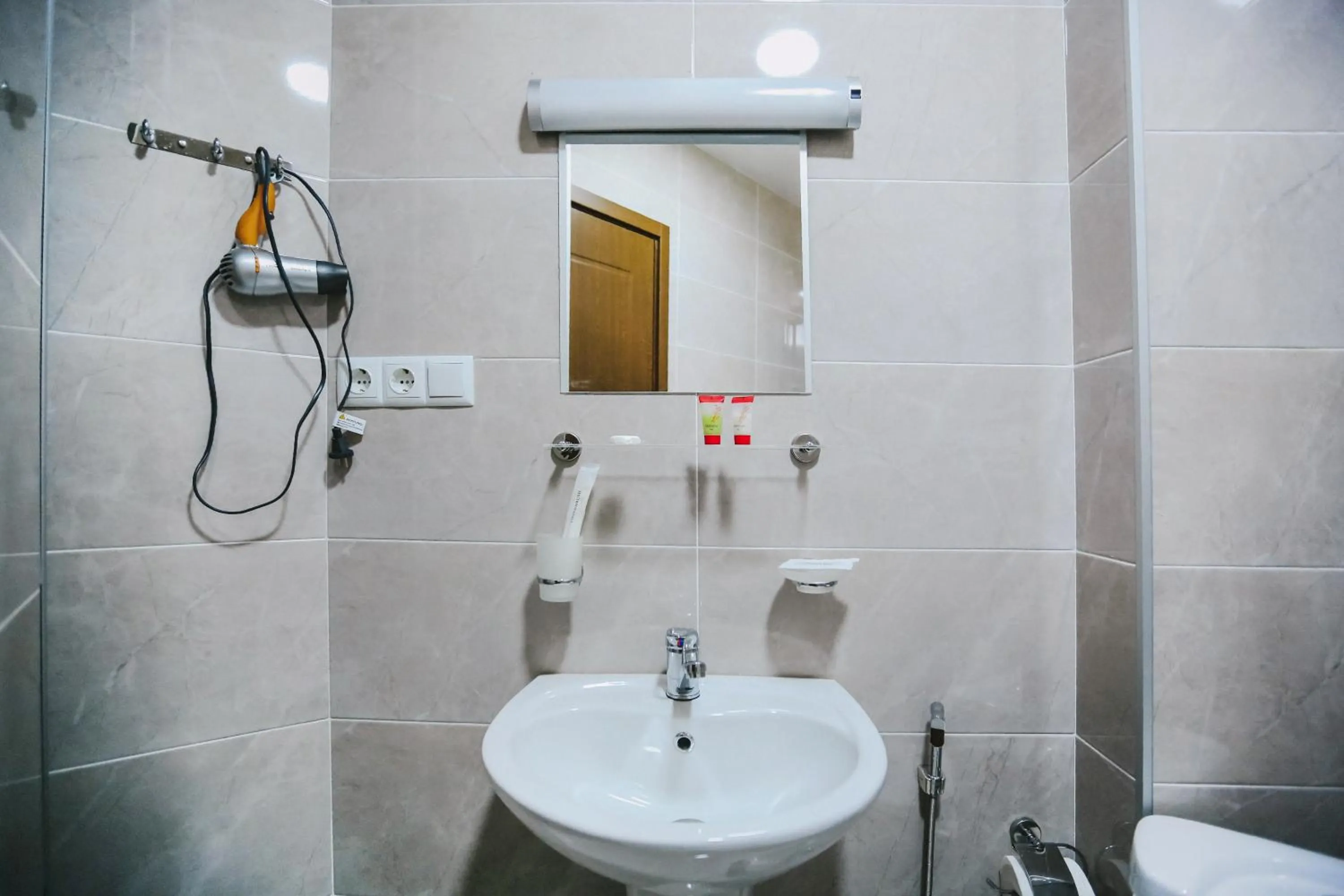 Bathroom in Balanchine