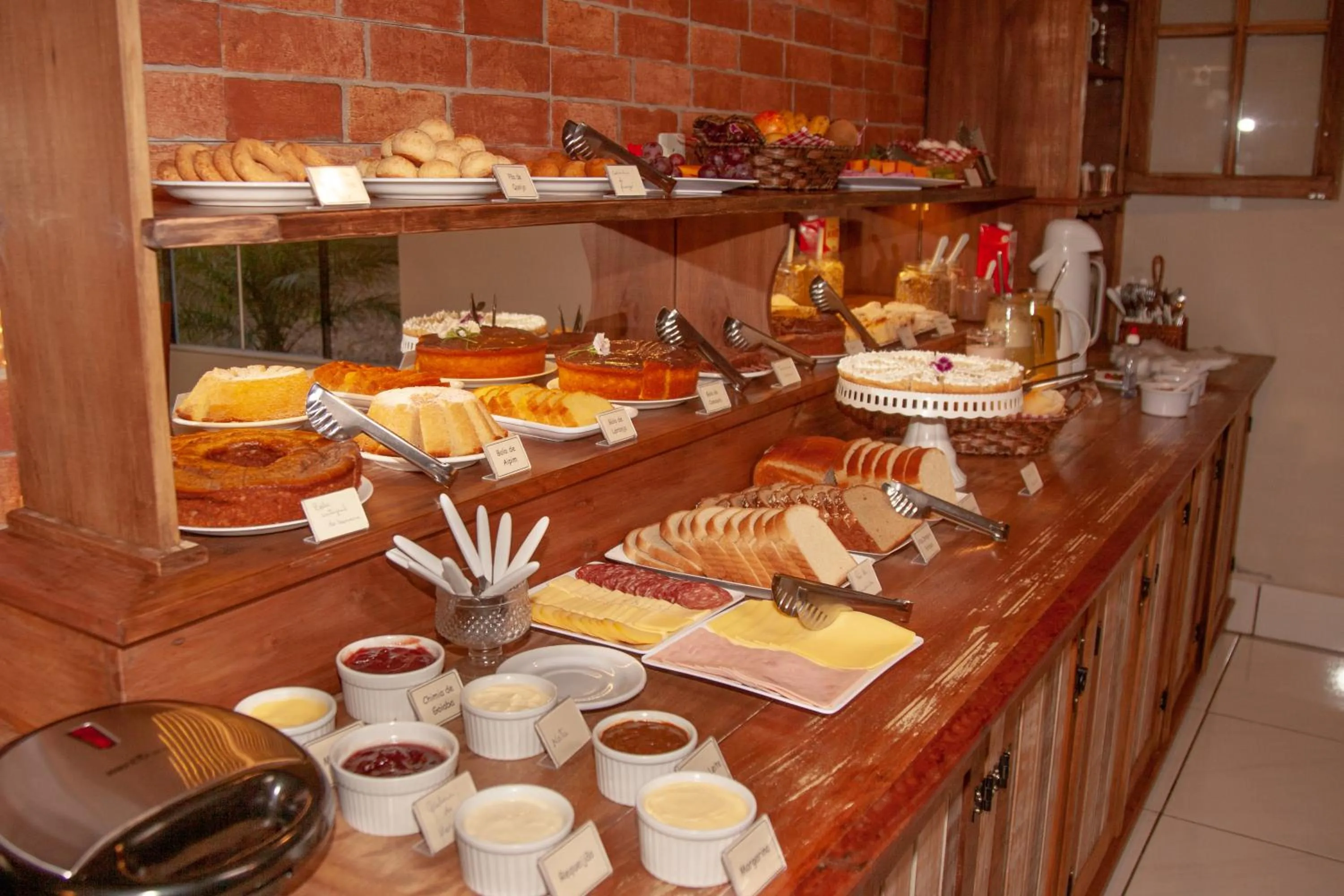 Breakfast in Pousada Recanto dos Canyons