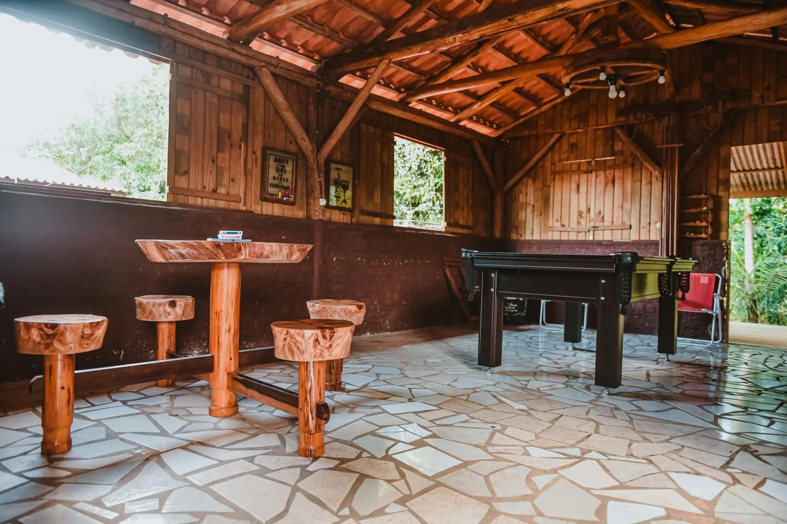 Billiard in Pousada Recanto dos Canyons