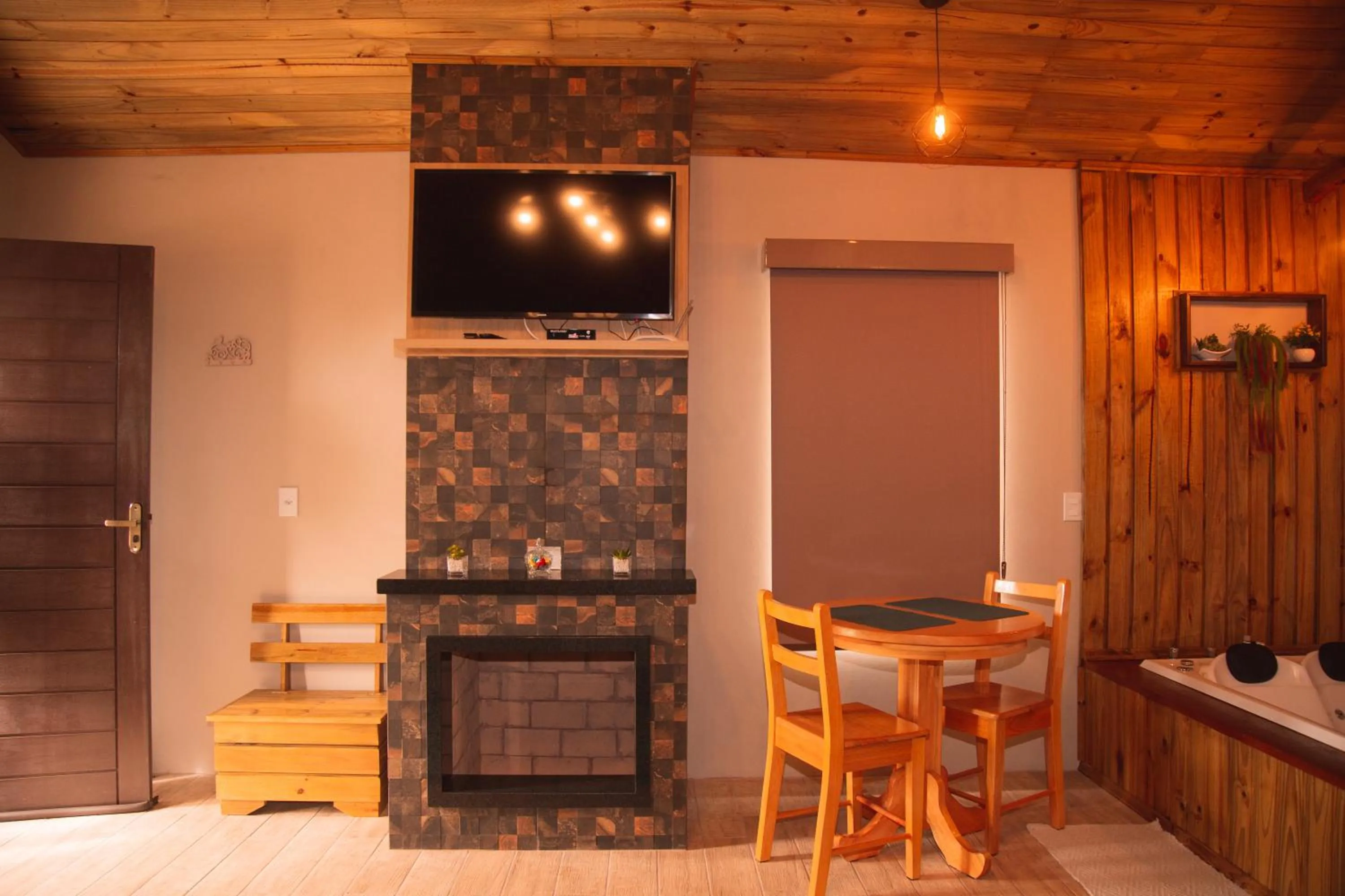 flat iron in Pousada Recanto dos Canyons