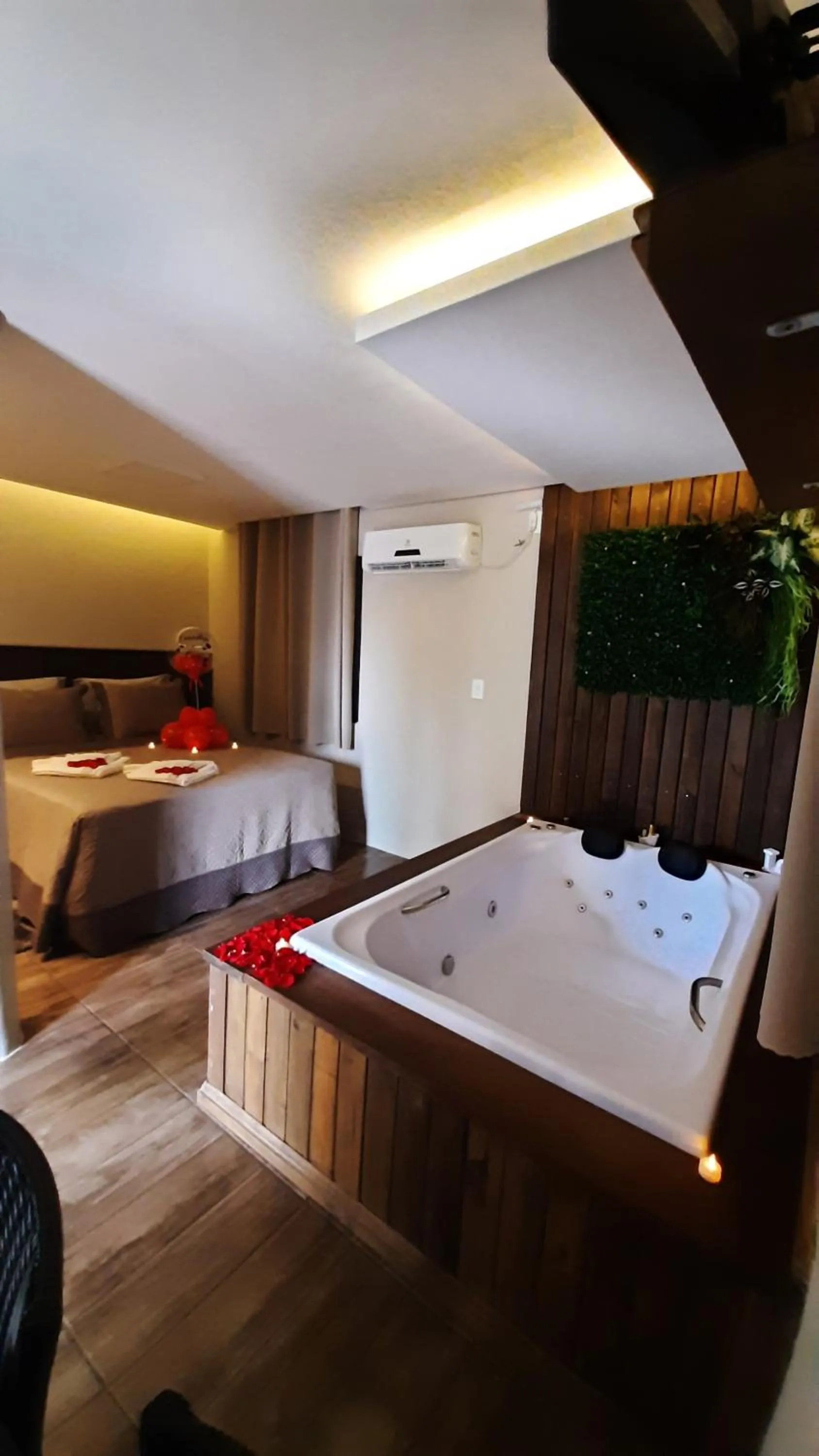 Hot Tub, Bed in Pousada Recanto dos Canyons