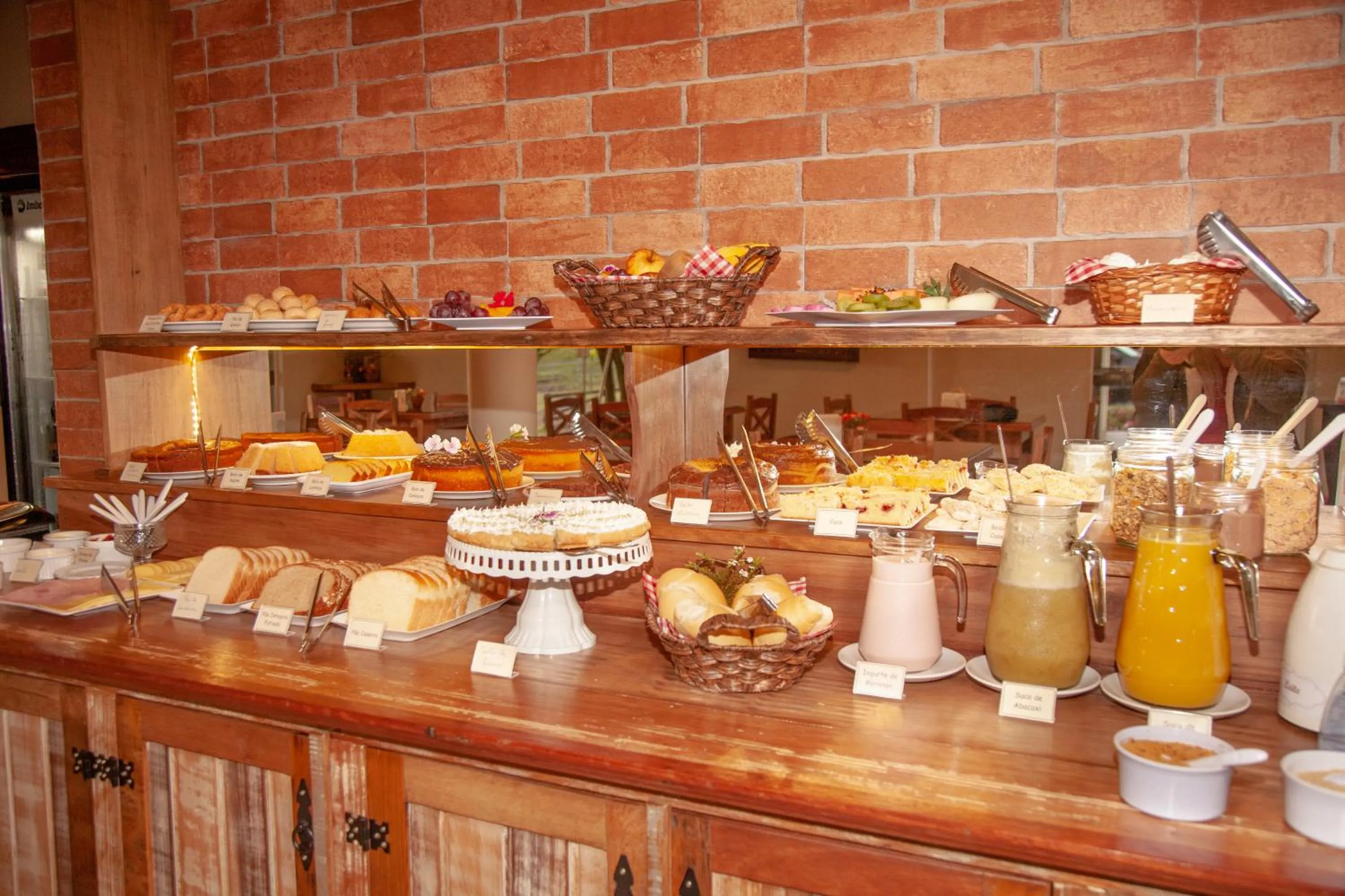 Breakfast in Pousada Recanto dos Canyons