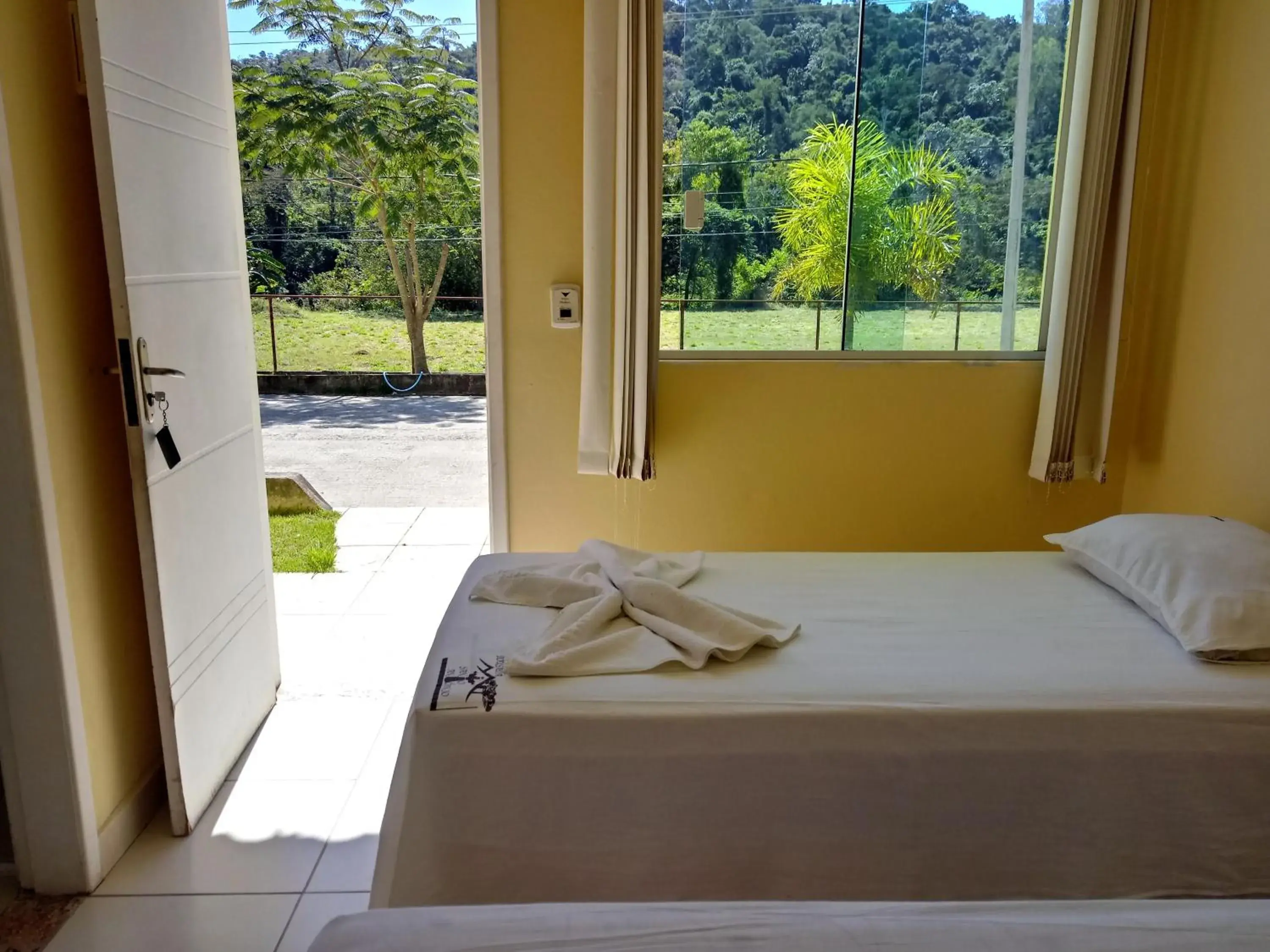 Triple Room with Garden View in Pousada Santo Antônio Triple Room with Garden View in Pousada Santo Antônio