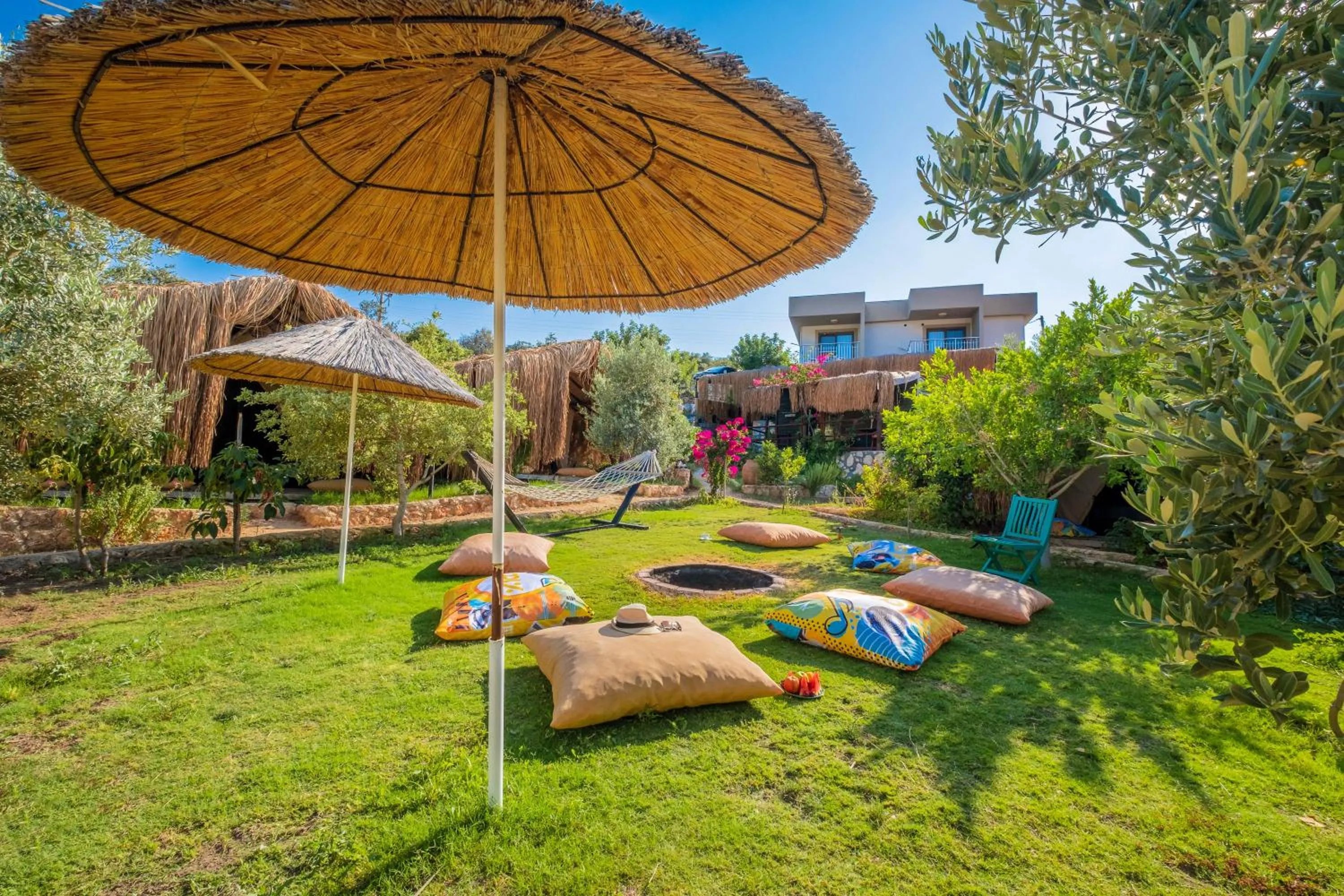 Garden view in Kaş Joy Glamping