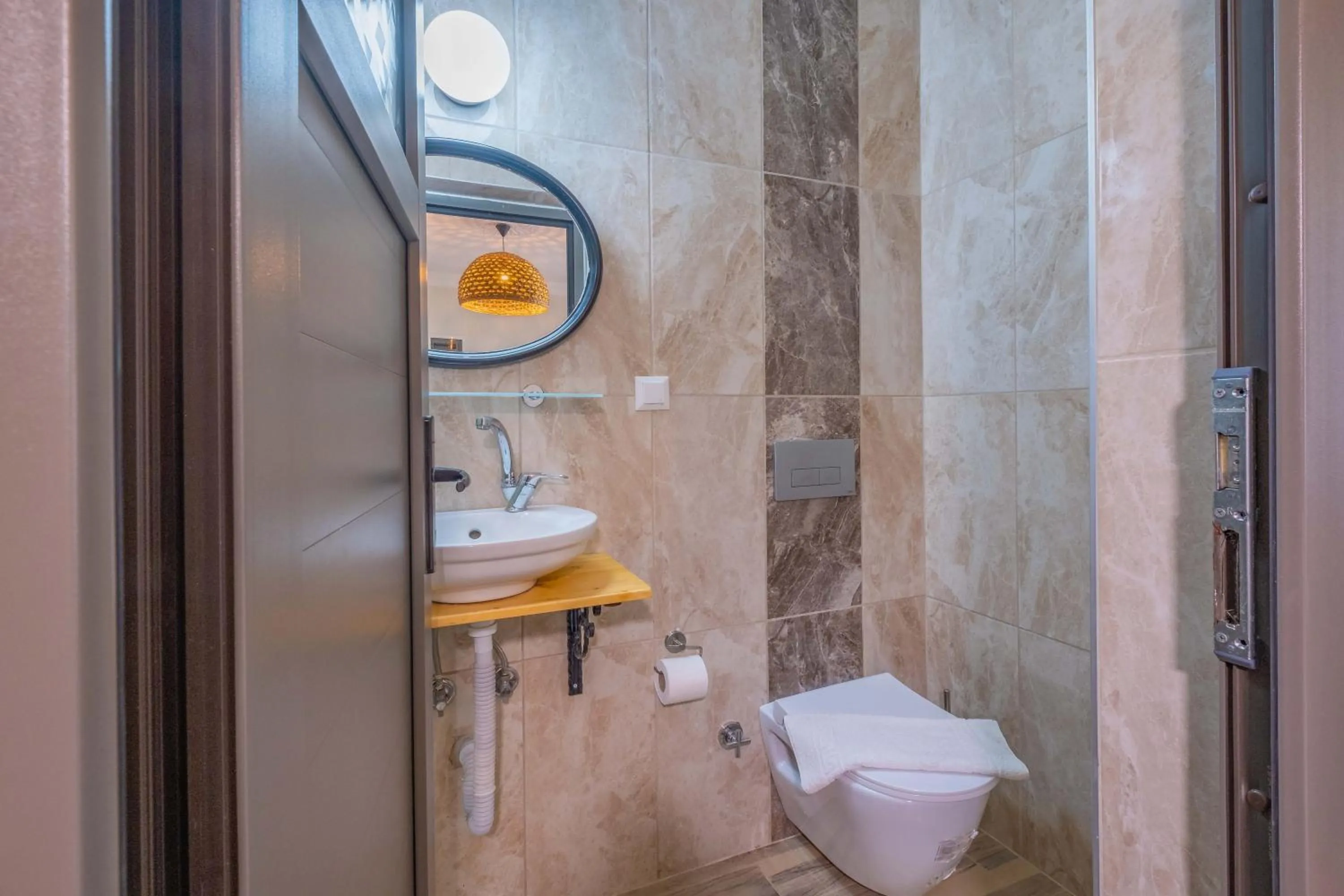 Toilet in Kaş Joy Glamping