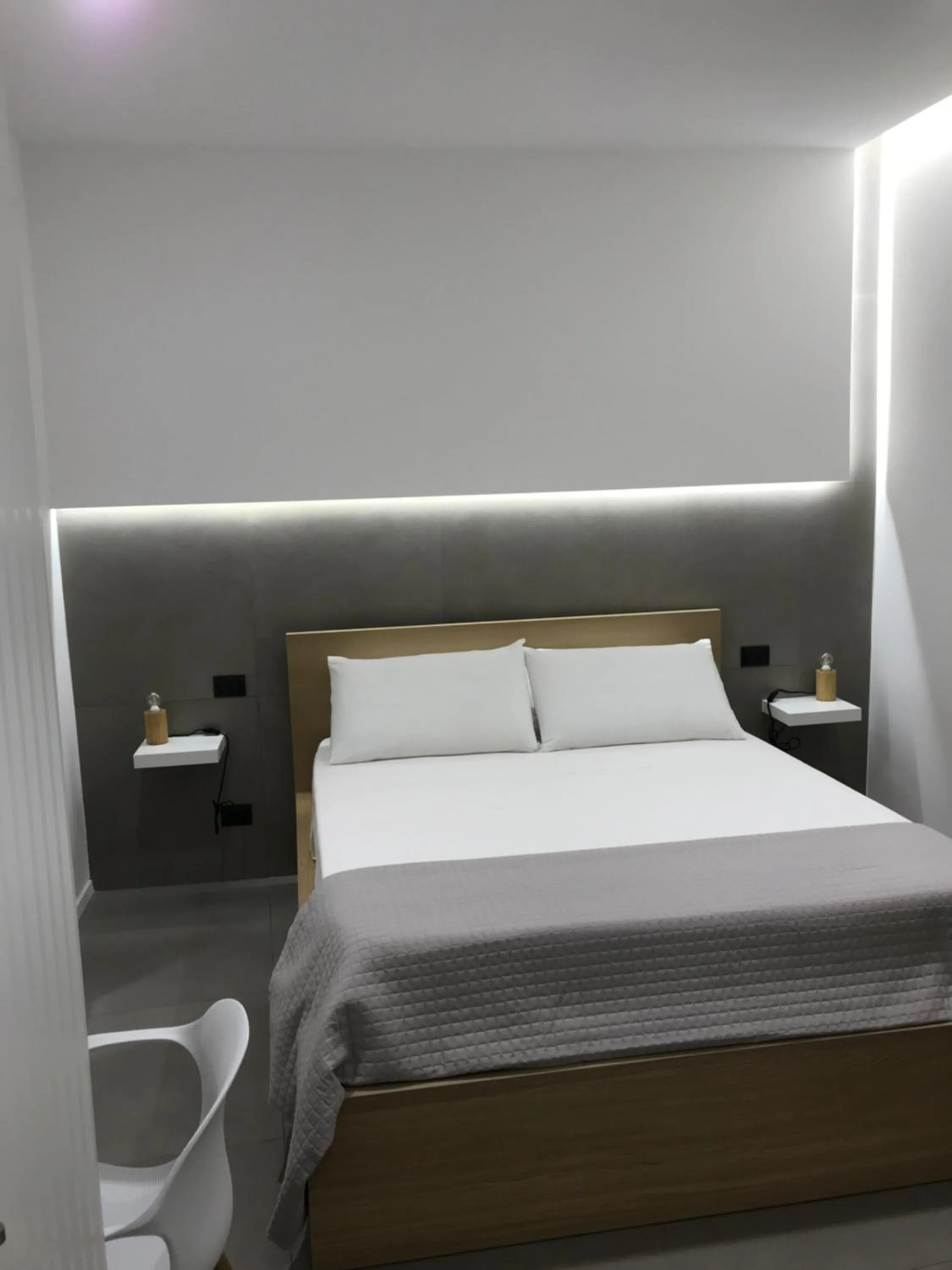 Photo of the whole room, Bed in Le Dimore Degli Archi Catania