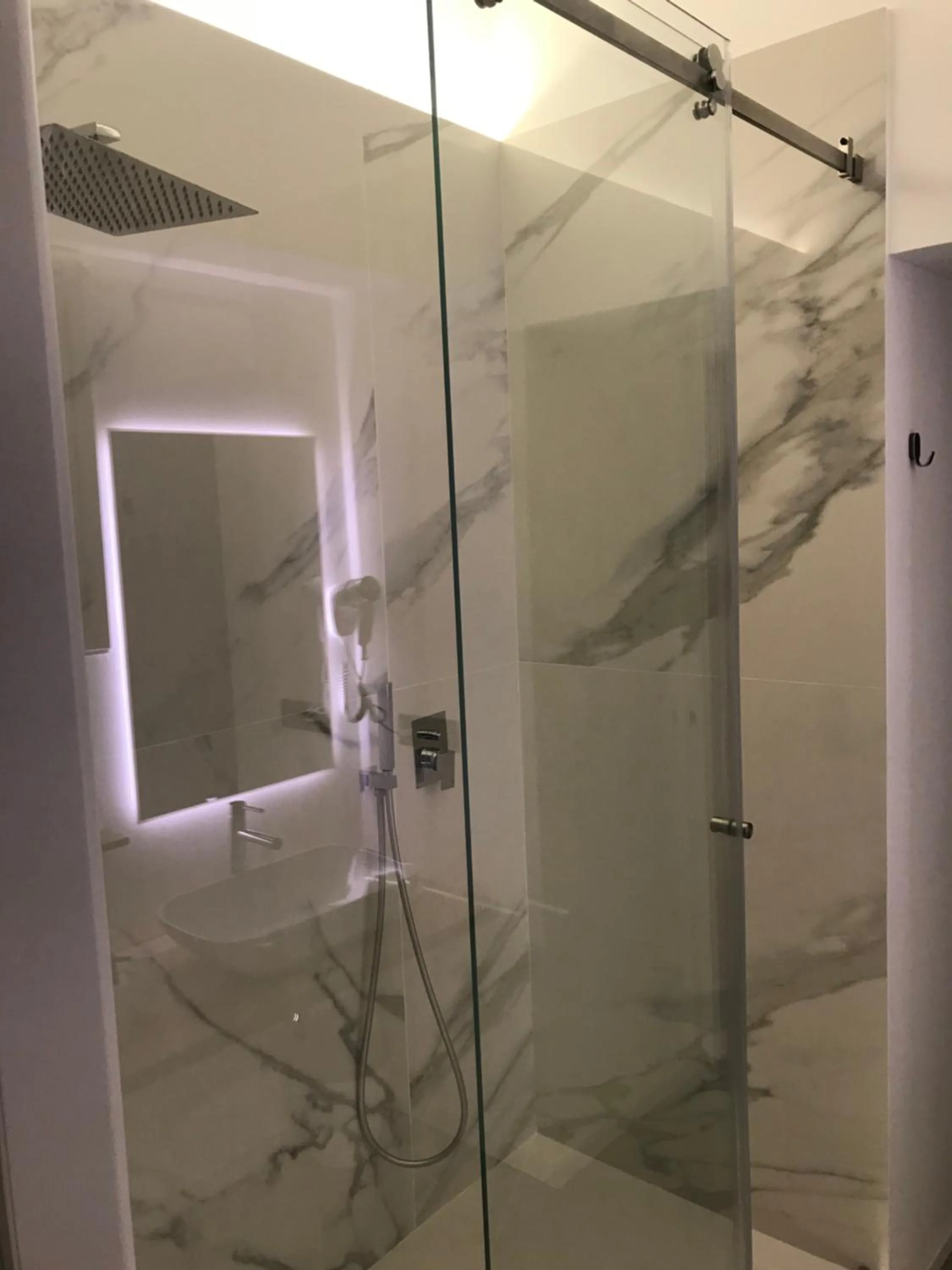 Shower in Le Dimore Degli Archi Catania