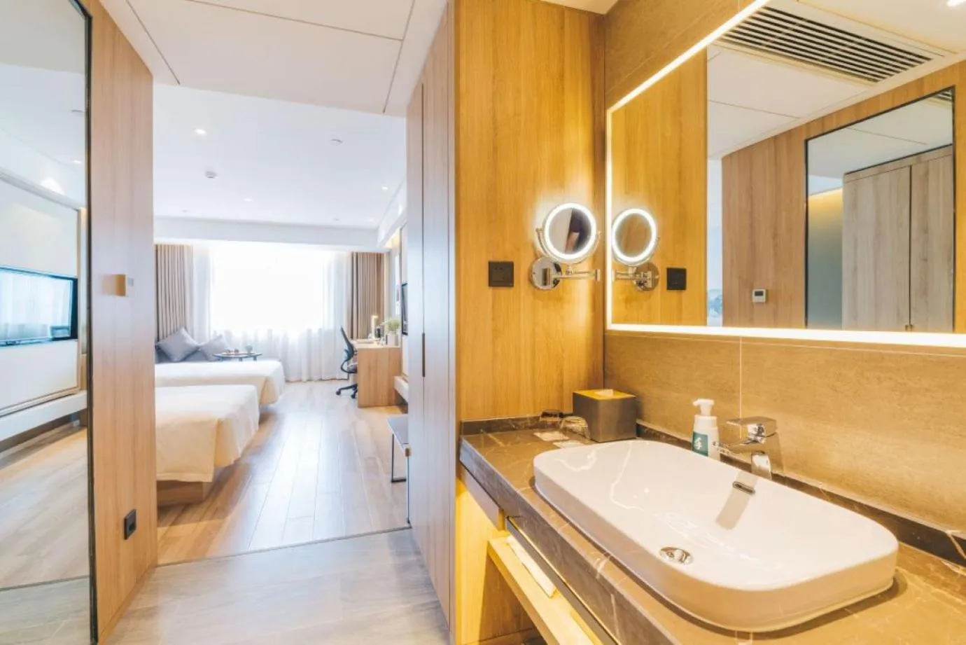 Photo of the whole room, Bed in Atour Hotel (Hangzhou West Lake Cultural Square)