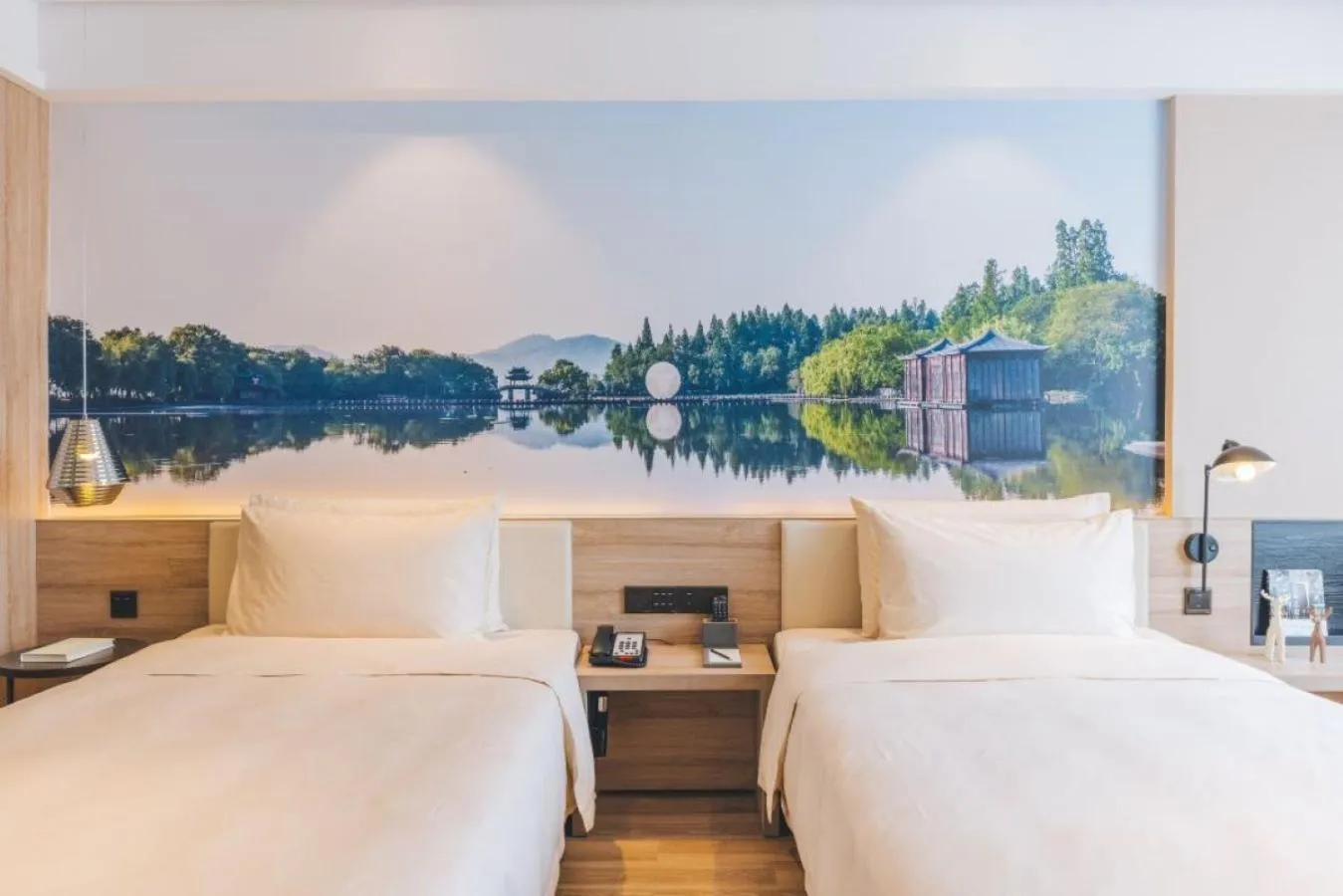 Photo of the whole room, Bed in Atour Hotel (Hangzhou West Lake Cultural Square)