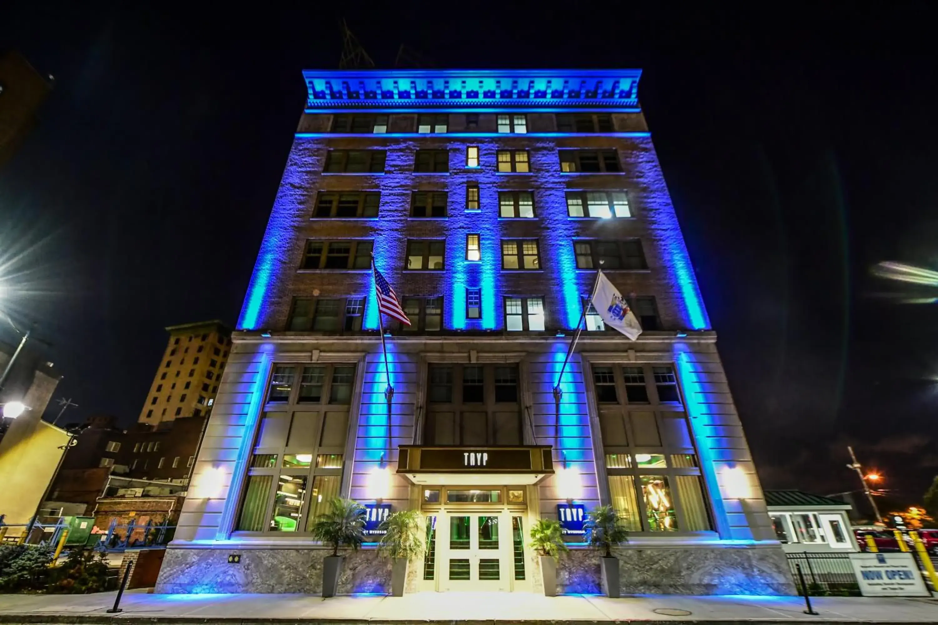 Facade/entrance in TRYP by Wyndham Newark Downtown Facade/entrance in TRYP by Wyndham Newark Downtown